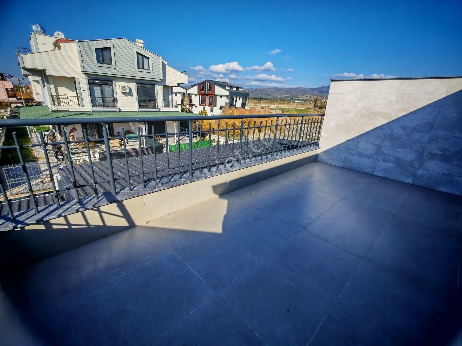 Cumhuriyet Mahallesinde Satılık 3+1 120 M2 Dubleks Villa - Görsel 13