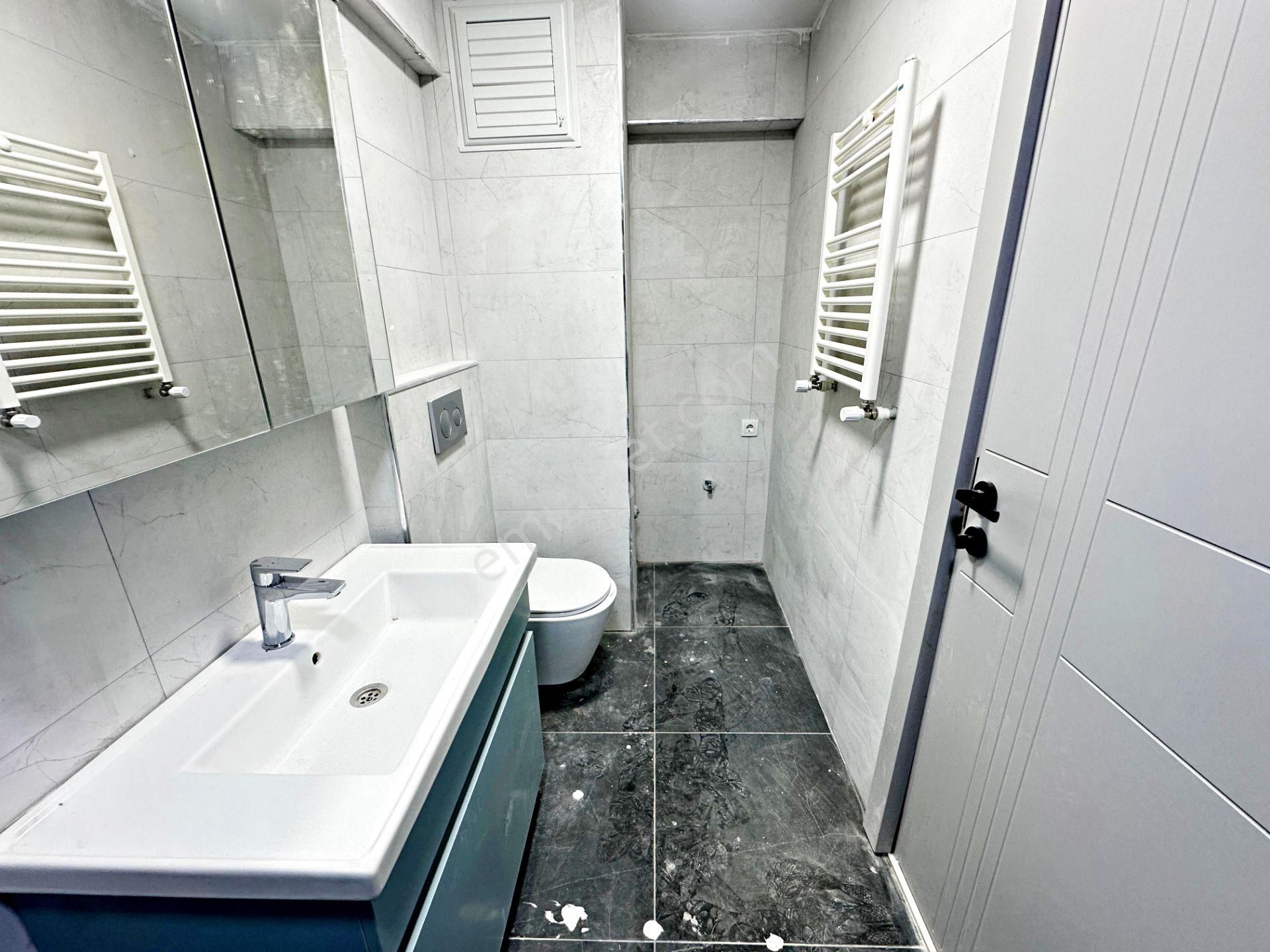 Marcity'den Ulubatlı Onur Market Civarı Sıfır Açık Mutfaklı 2+1 - Görsel 17