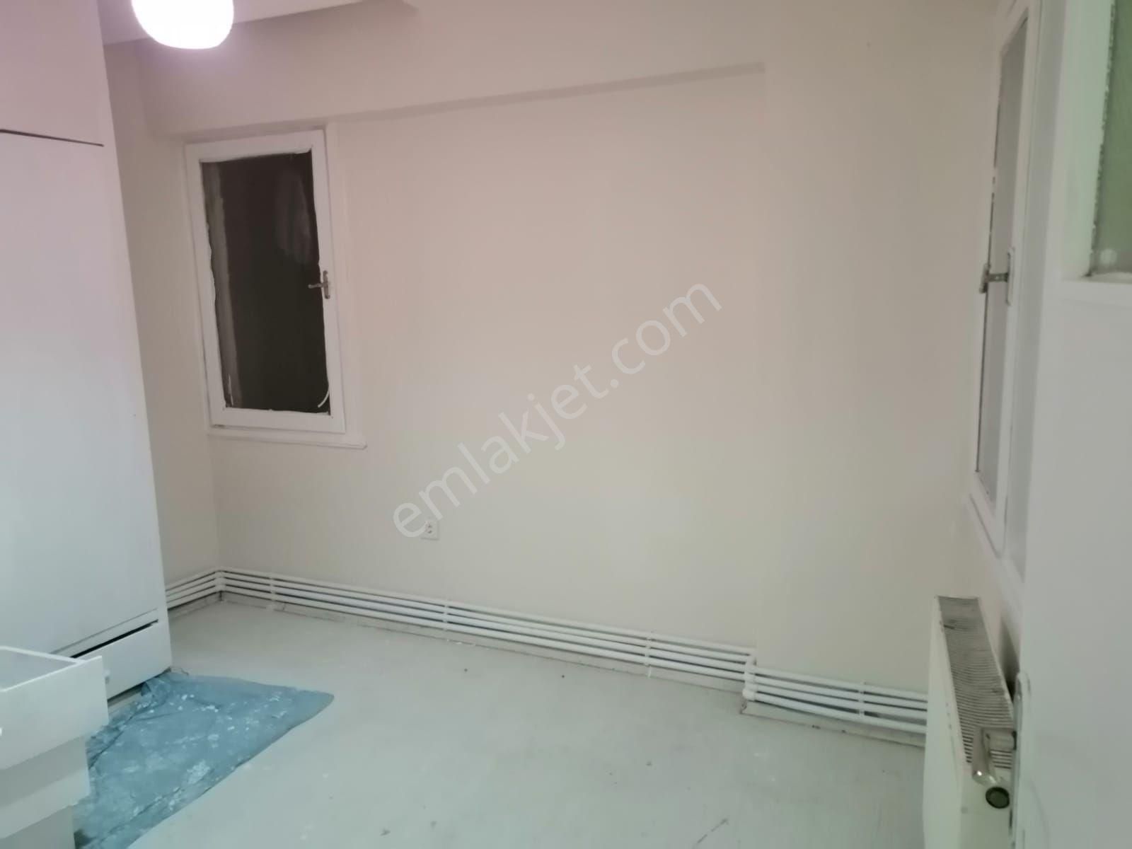 Konak İnönü Caddesi Üzeri Kombili Kiralık 3+1 Daire - Görsel 10