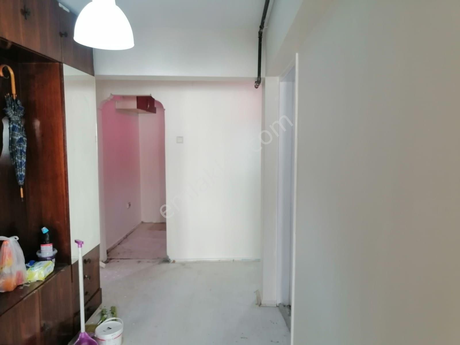 Konak İnönü Caddesi Üzeri Kombili Kiralık 3+1 Daire - Görsel 9