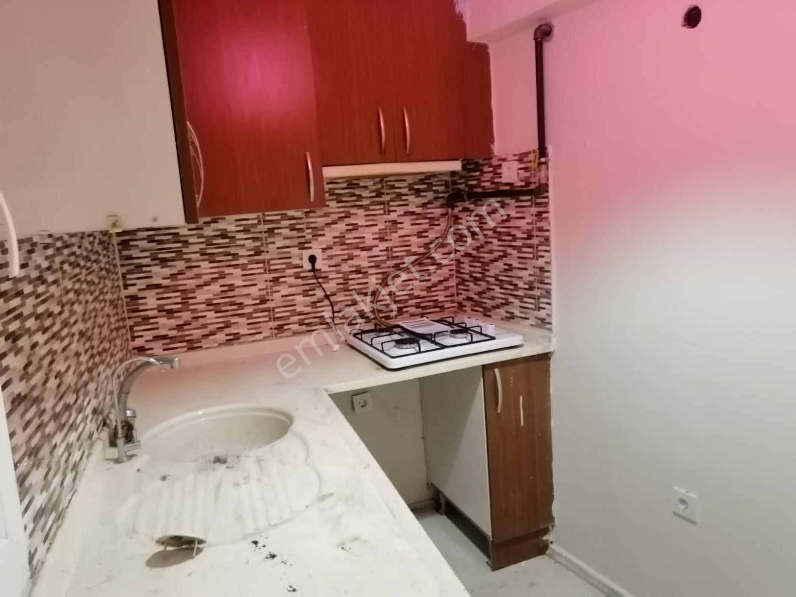 Konak İnönü Caddesi Üzeri Kombili Kiralık 3+1 Daire - Görsel 4