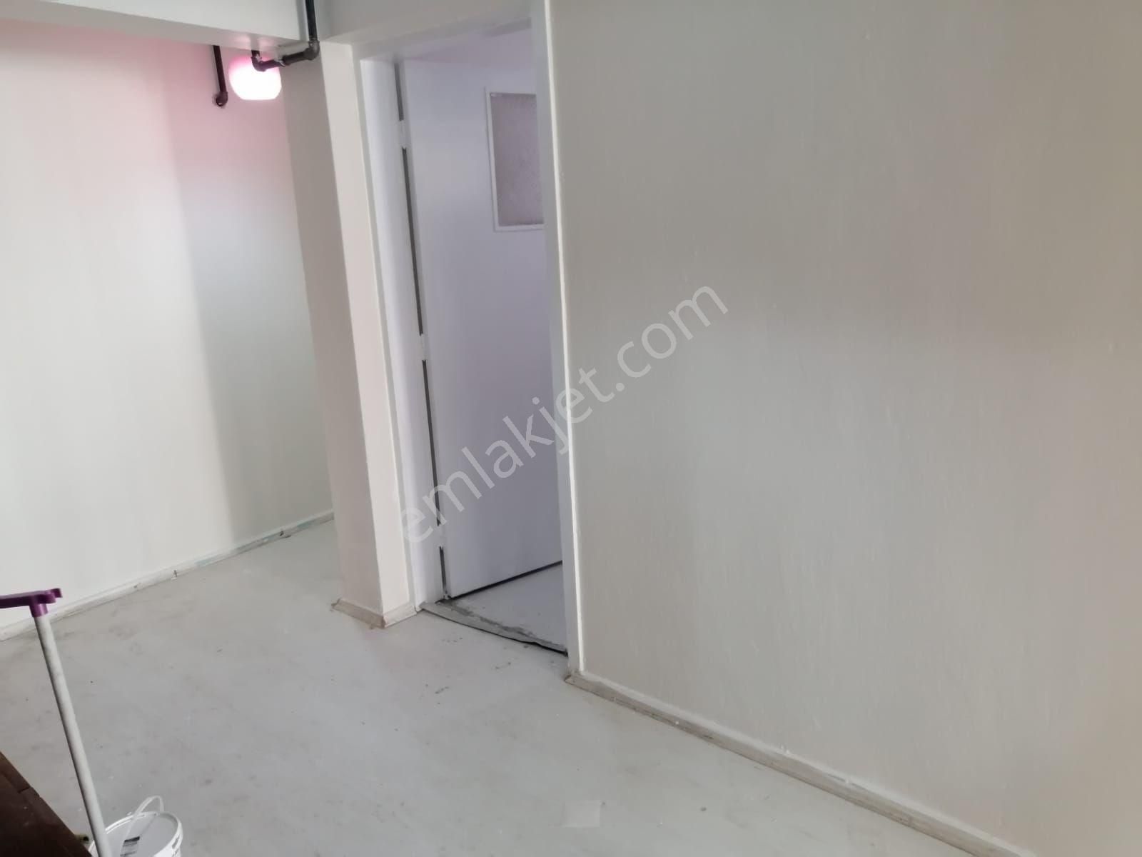 Konak İnönü Caddesi Üzeri Kombili Kiralık 3+1 Daire - Görsel 34