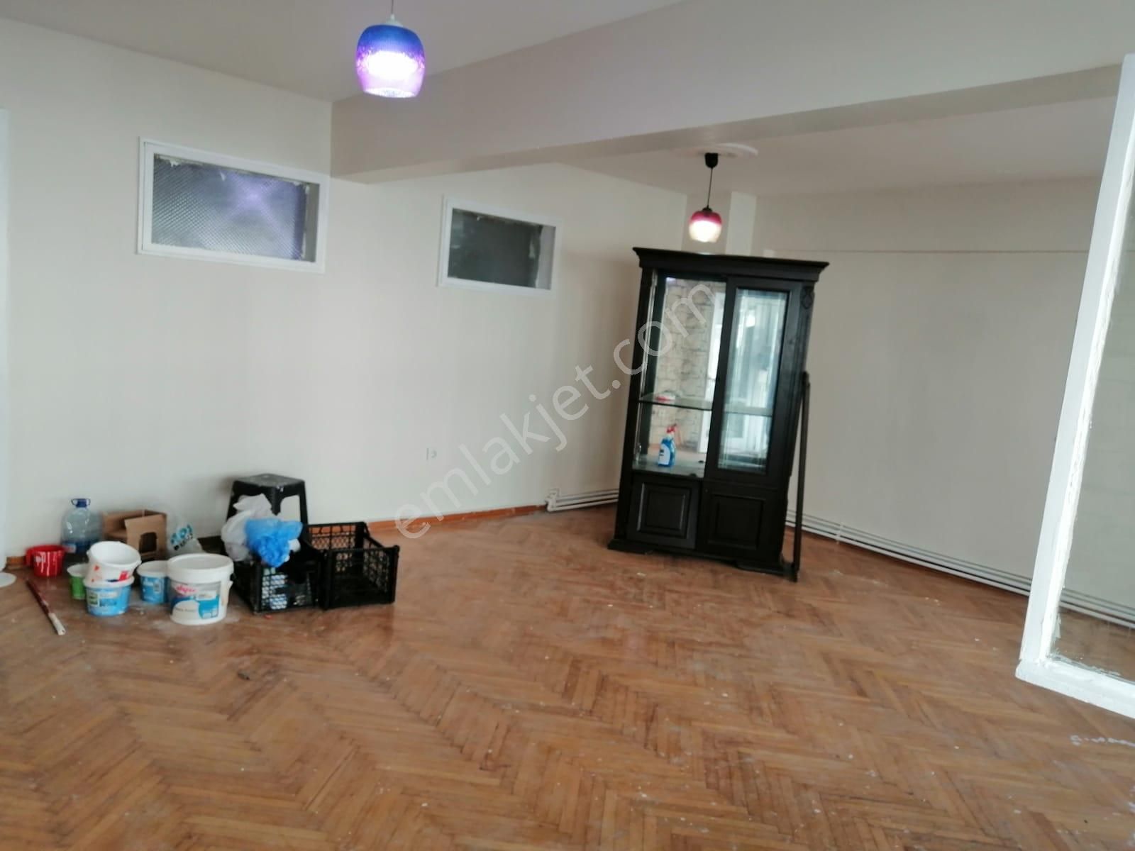 Konak İnönü Caddesi Üzeri Kombili Kiralık 3+1 Daire - Görsel 6
