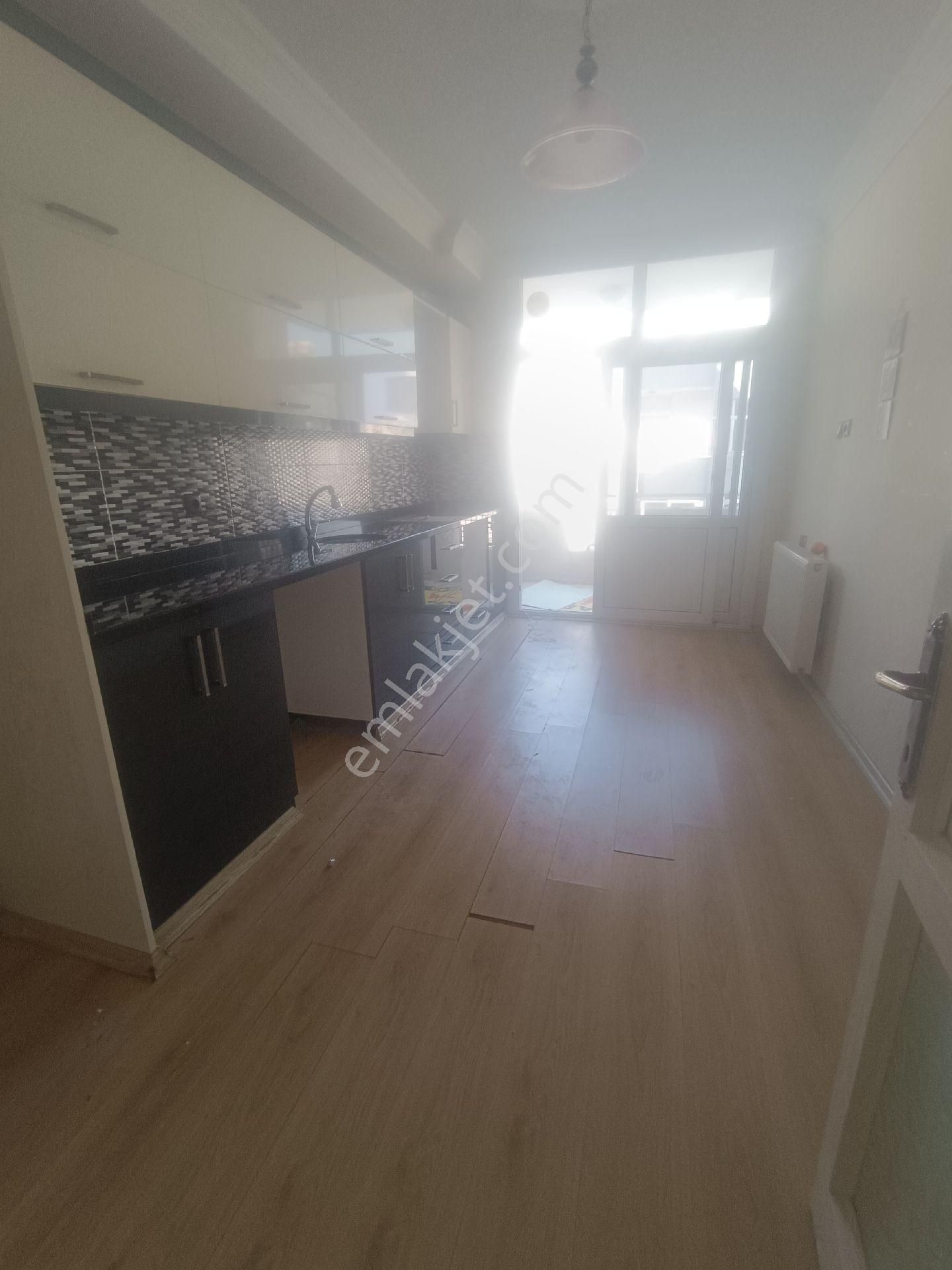 Adana Seyhan Sümer Mah 3+1 Kapalı Mutfak Doğalgazlı Daire - Görsel 9