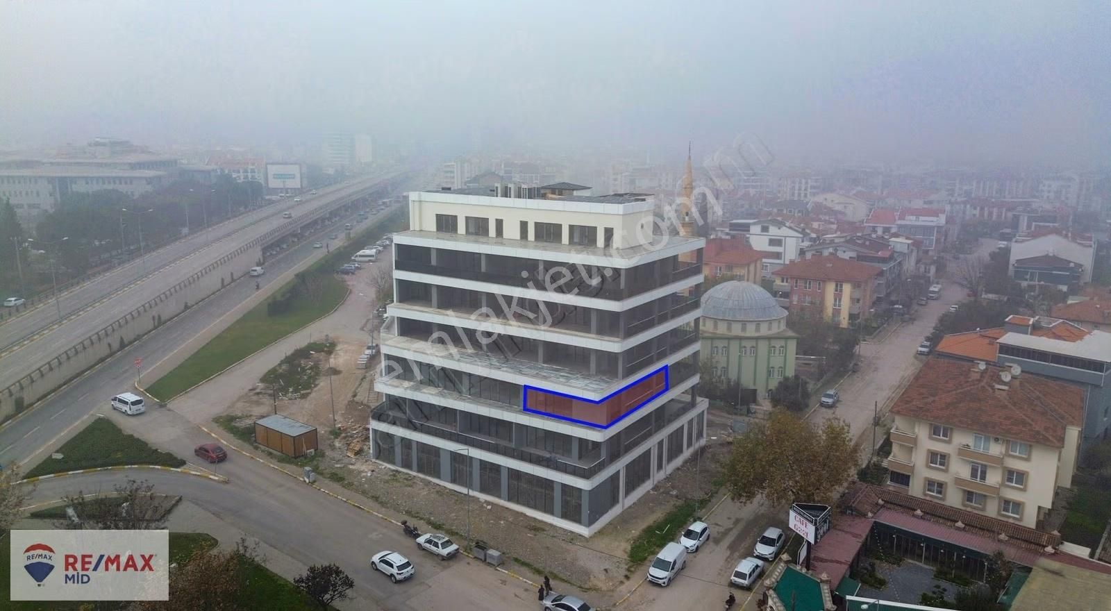Re/max Mıd Plevne Mah Ultra Lüx Prestıjlı Kıralık Ofıs - Görsel 3