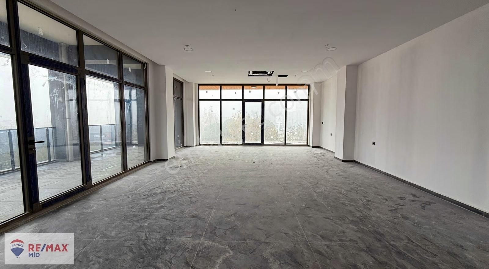 Re/max Mıd Plevne Mah Ultra Lüx Prestıjlı Kıralık Ofıs - Görsel 11