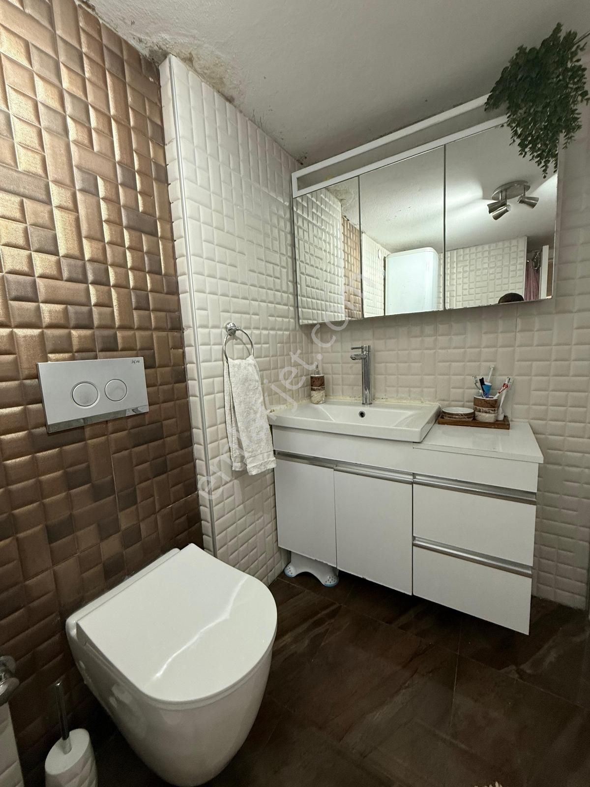 Barajyoluna Yürüme Mesafesinde 7 Katlı Apt/3+1/full Yapılı Daire - Görsel 16