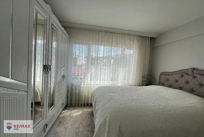 Re/max Mıd Mirza Bey Mah 3+1 İçi Yenilenmiş Satılık Daire - Görsel 3