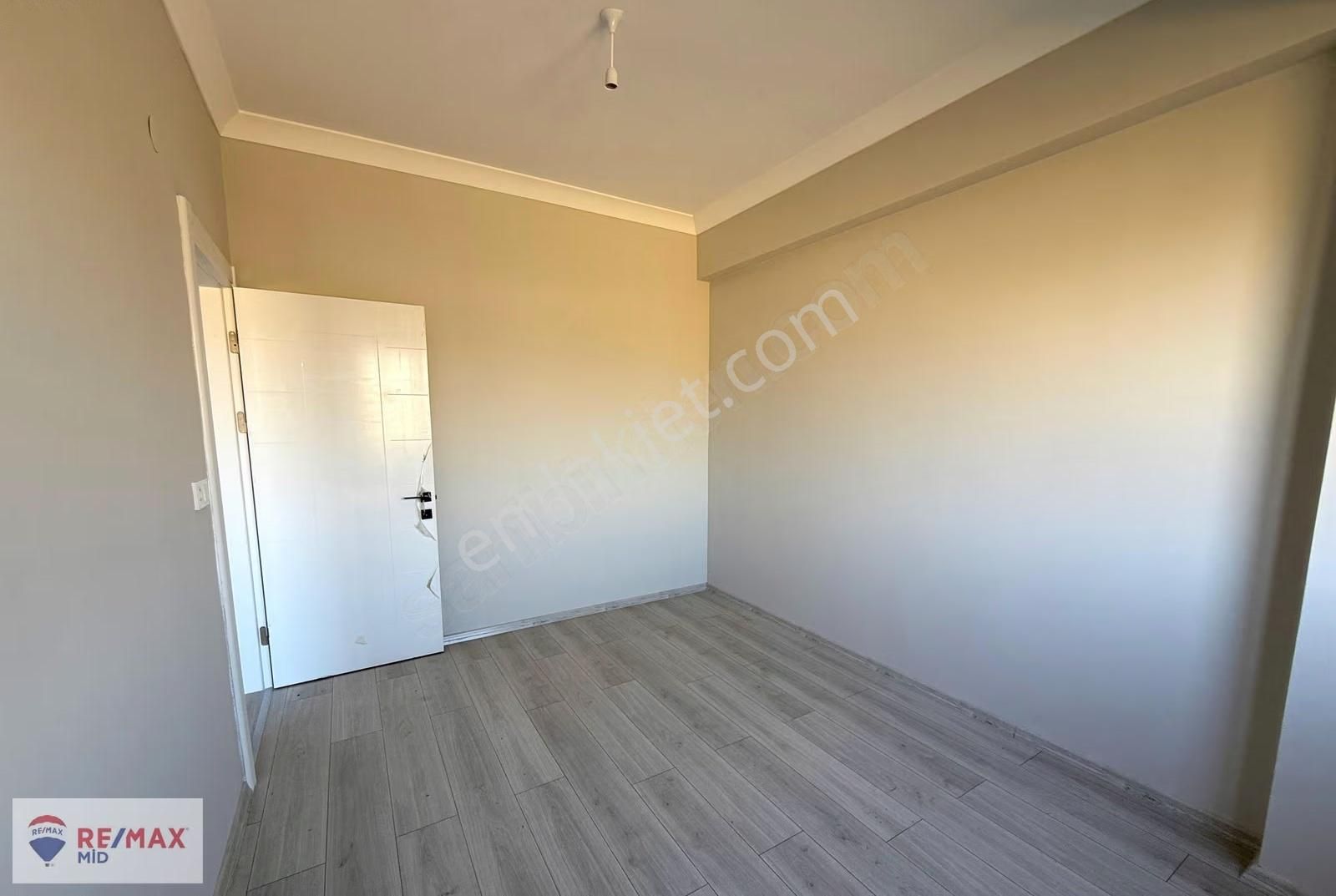 Re/max Mıd Karesı Paşaalanı Mah. 1+1 Kıralık Sıfır Daıreler - Görsel 19