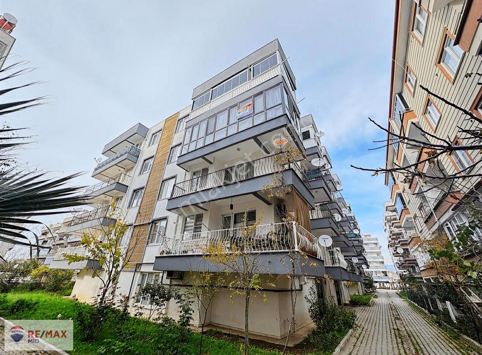 Remax Mid Zeytinli'de Doğalgazlı 3+1 Arakat Satılık Daire