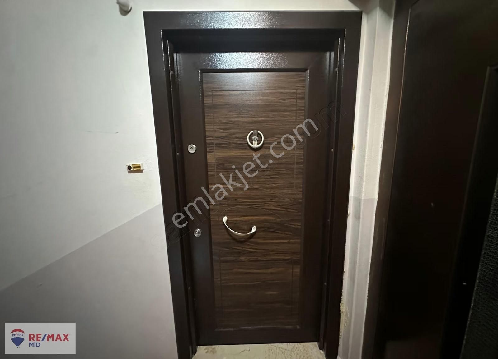 Re/max Mıd Karesı Atatürk Mah Turgut Reıs Cad Kıralık 2+1 Daıre - Görsel 20