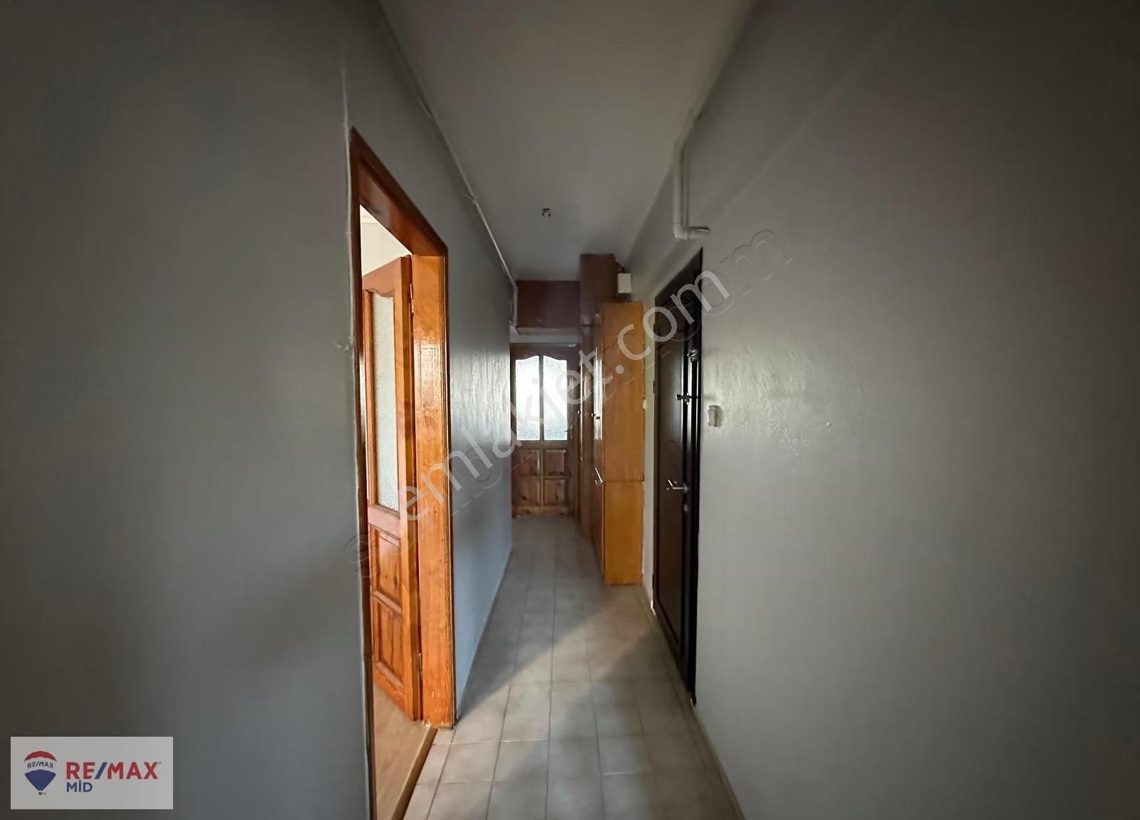 Re/max Mıd Karesı Atatürk Mah Turgut Reıs Cad Kıralık 2+1 Daıre - Görsel 17