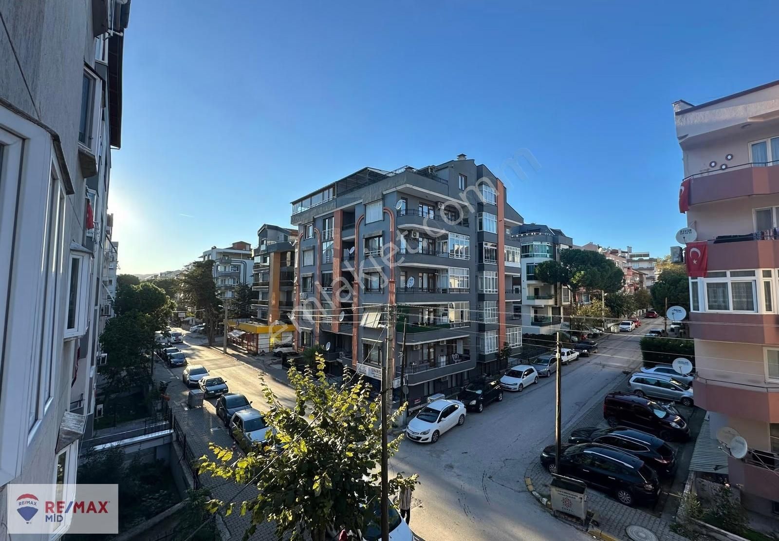 Re/max Mıd Karesı Atatürk Mah Turgut Reıs Cad Kıralık 2+1 Daıre - Görsel 14