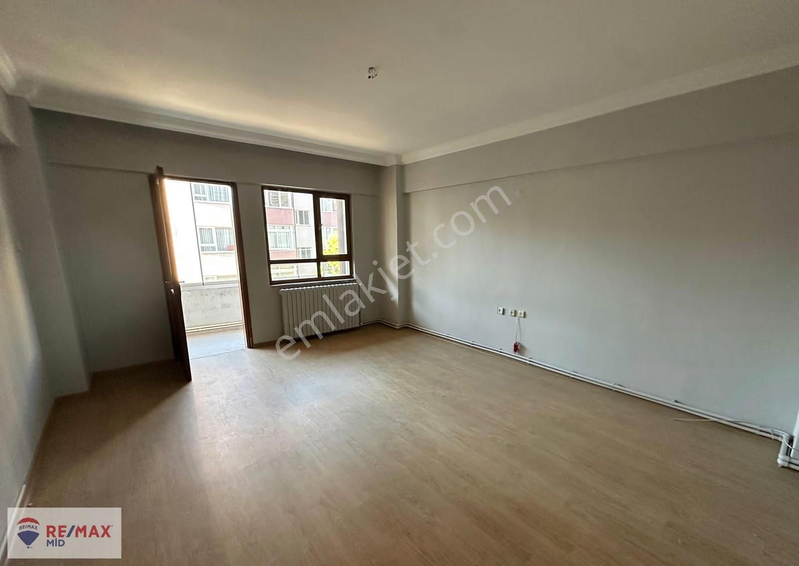 Re/max Mıd Karesı Atatürk Mah Turgut Reıs Cad Kıralık 2+1 Daıre - Görsel 6