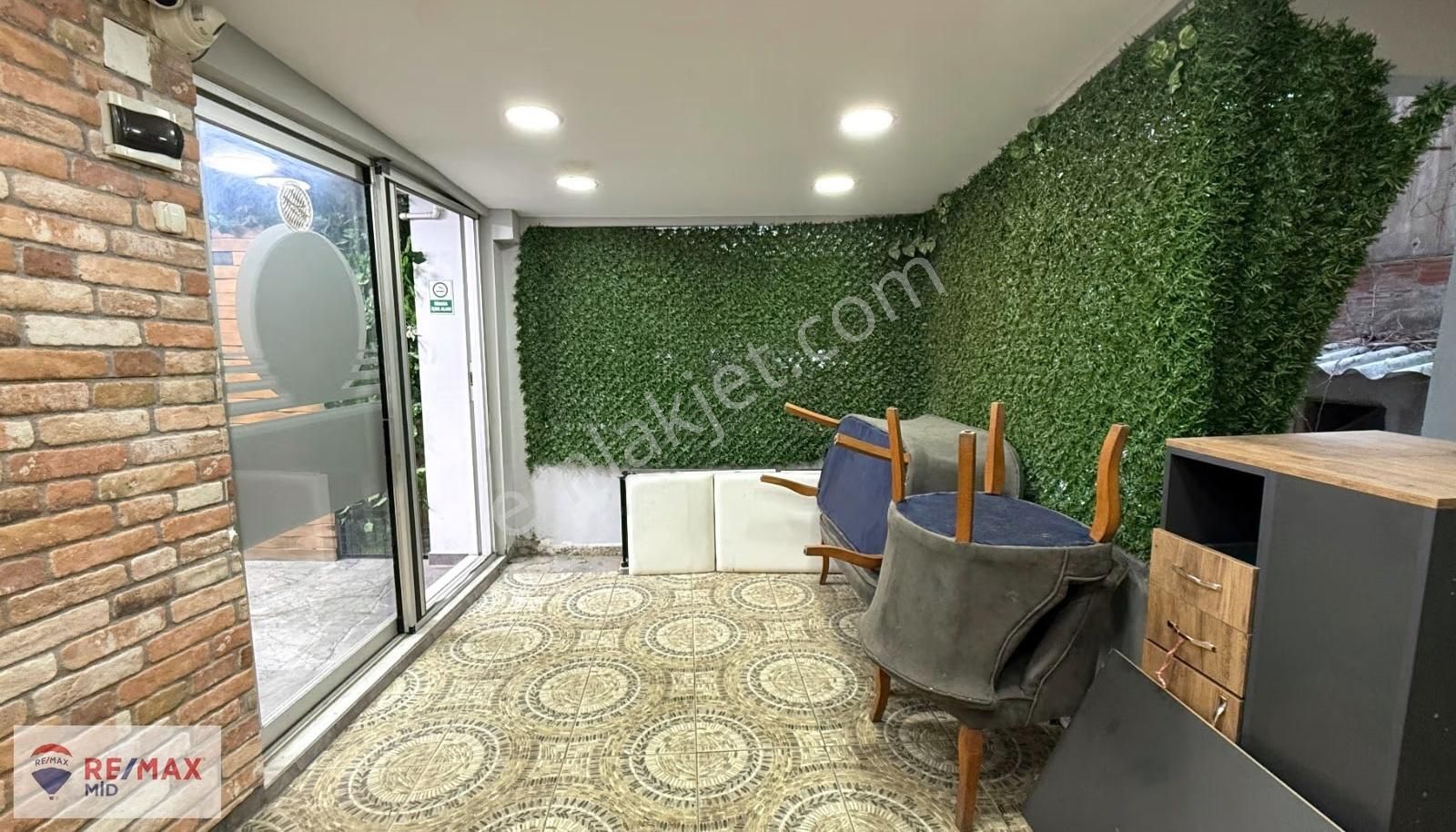 Remax Mid'den Anafartalar Cad. Üzerinde Kiralık İşyeri - Görsel 18