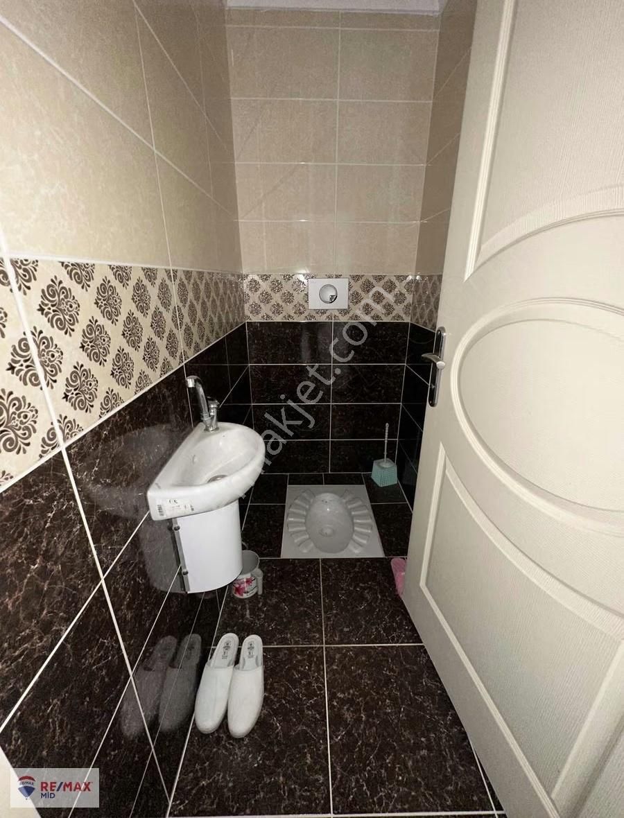 Remax Mid'den Bahçelievler Asuva Park Yakını 2+1 Kiralık Daire - Görsel 9