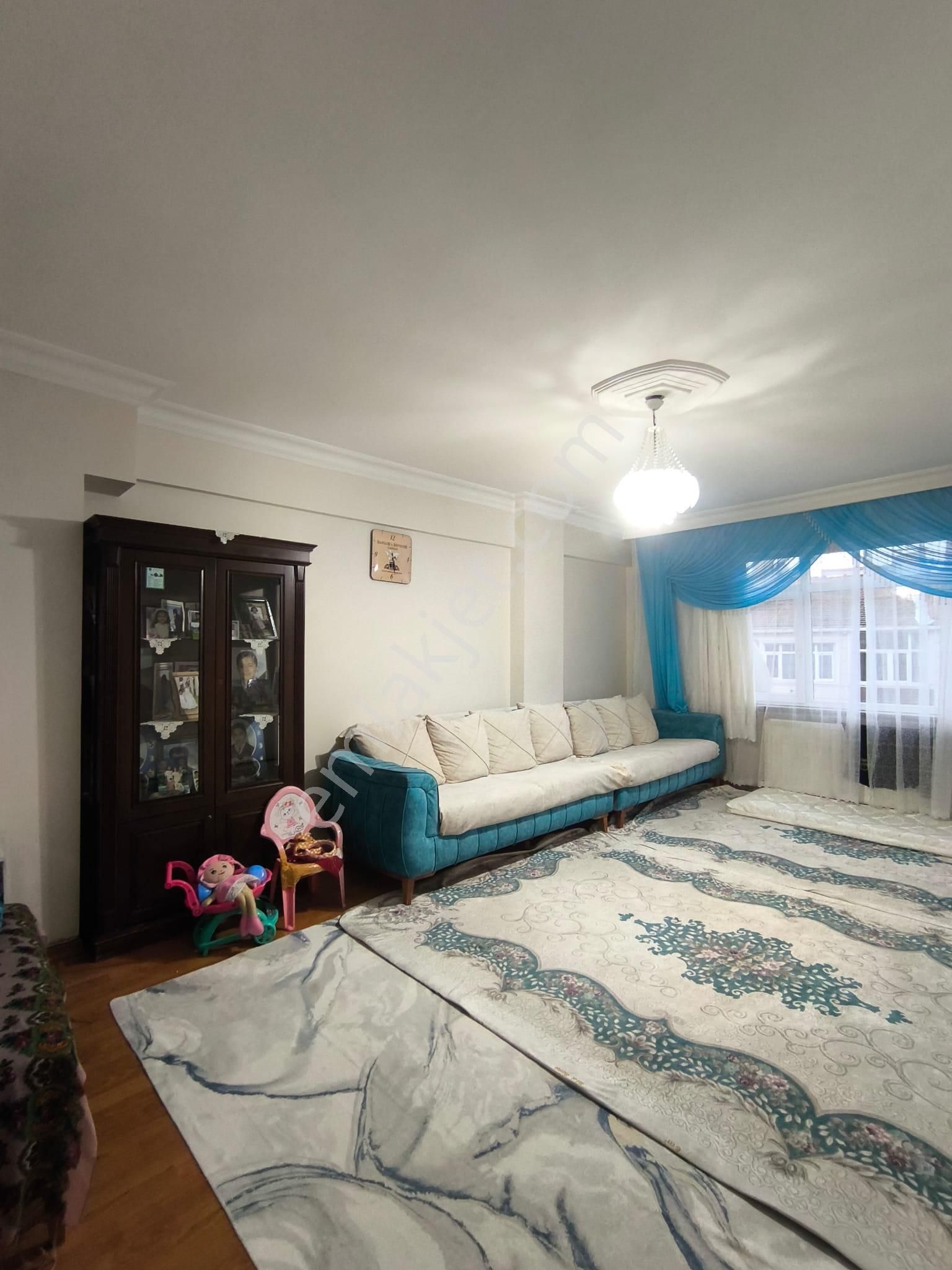 Fatih Aksaray Mahallesi’nde Satılık Merkezi Konumda 2+1 Daire - Görsel 3