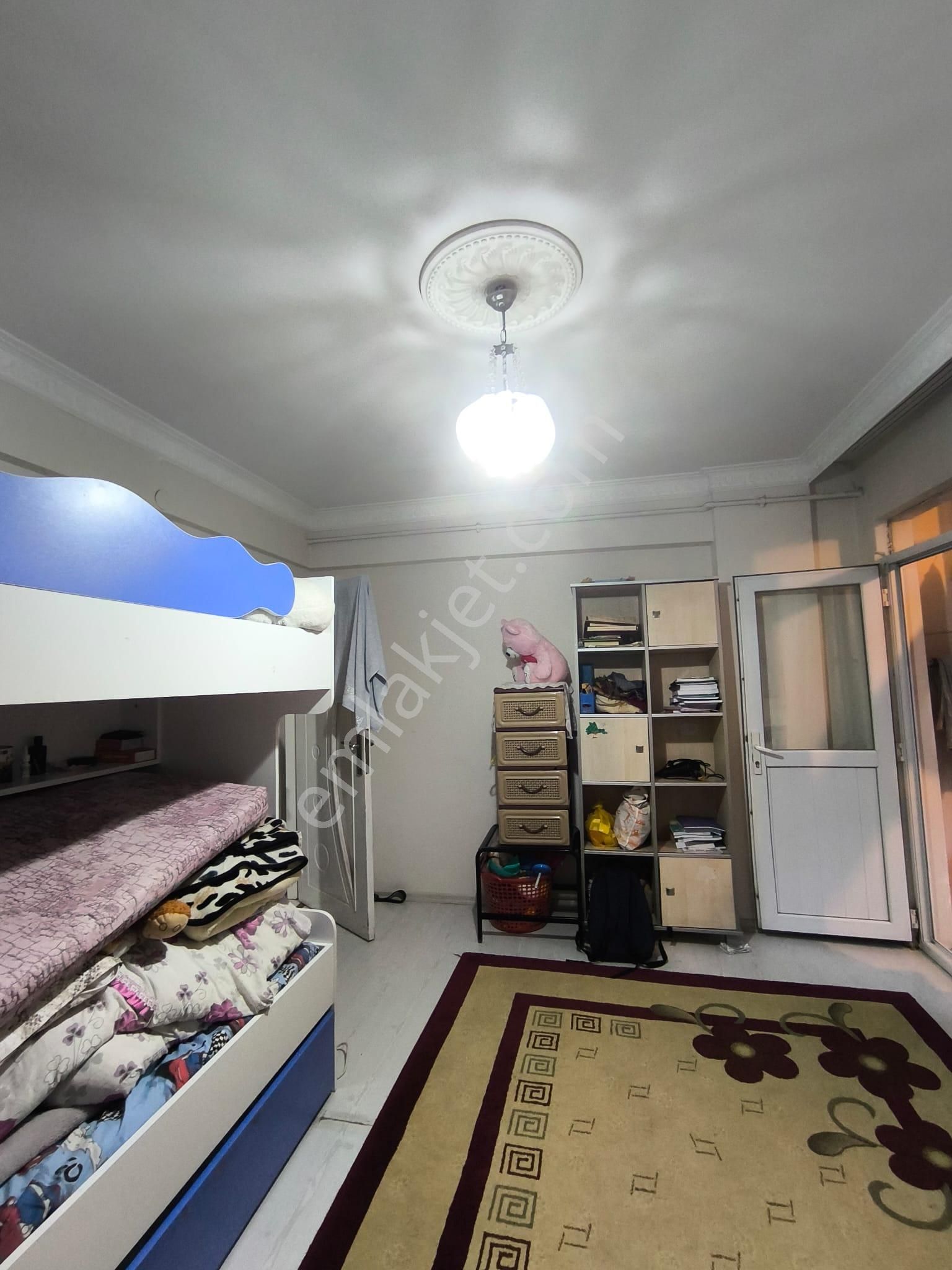 Fatih Aksaray Mahallesi’nde Satılık Merkezi Konumda 2+1 Daire - Görsel 6