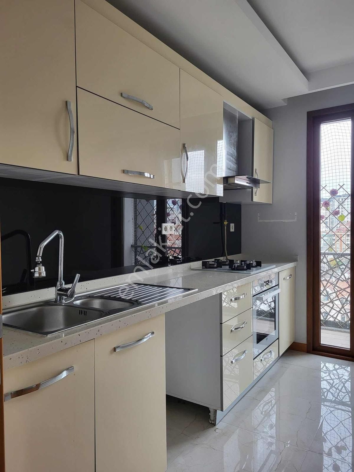 Rehamedin Den Galavia Sitesin De Boş 9 Kat 2+1