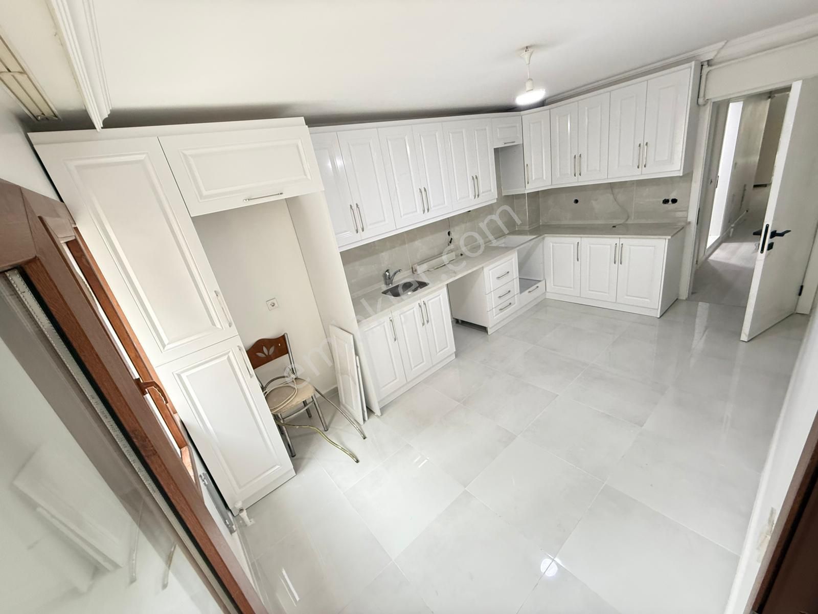 🏡muradiye Mahallesi 🏡 ✅3+1 150m2 5 Katlının 3 Katı Arakat ❇️full Özelikli Petek Kombili - Görsel 8