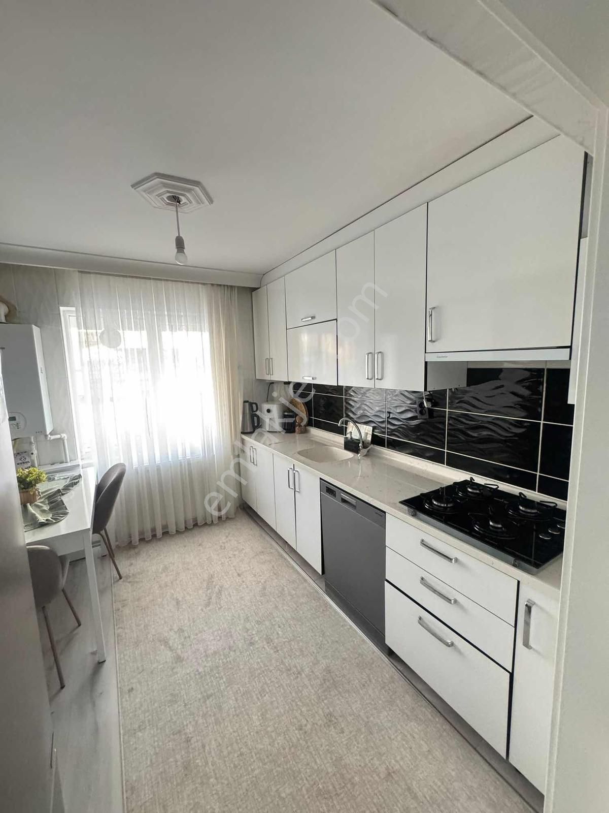 Lider Emlak'tan Asansörlü Yeni Binada Full Yapılı 3+1 115m2 - Görsel 9