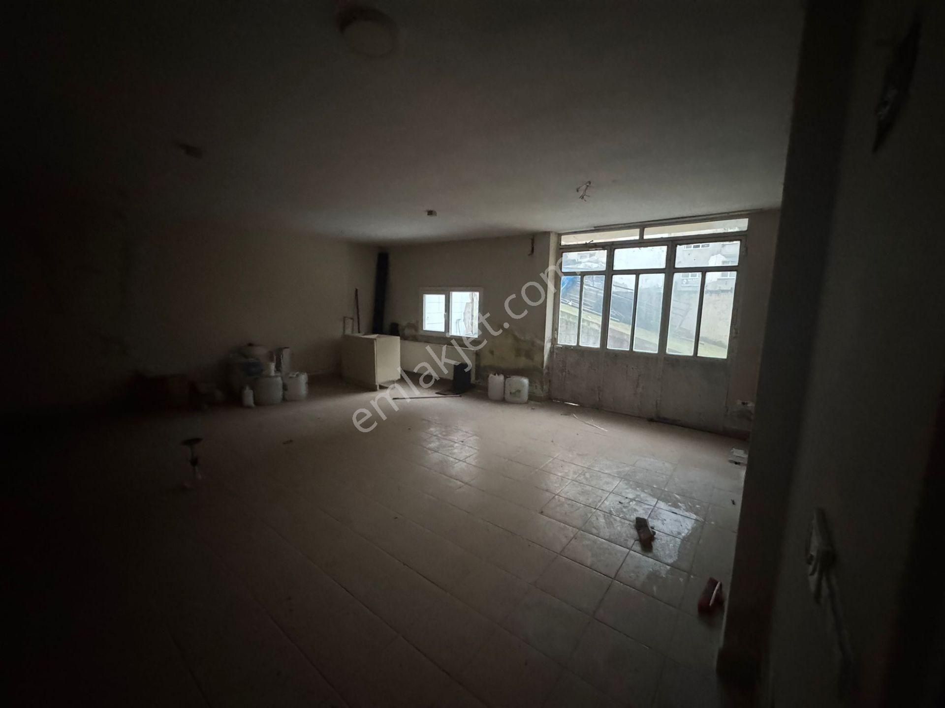 Trabzon'da Komple Kiralık Bina - Görsel 10