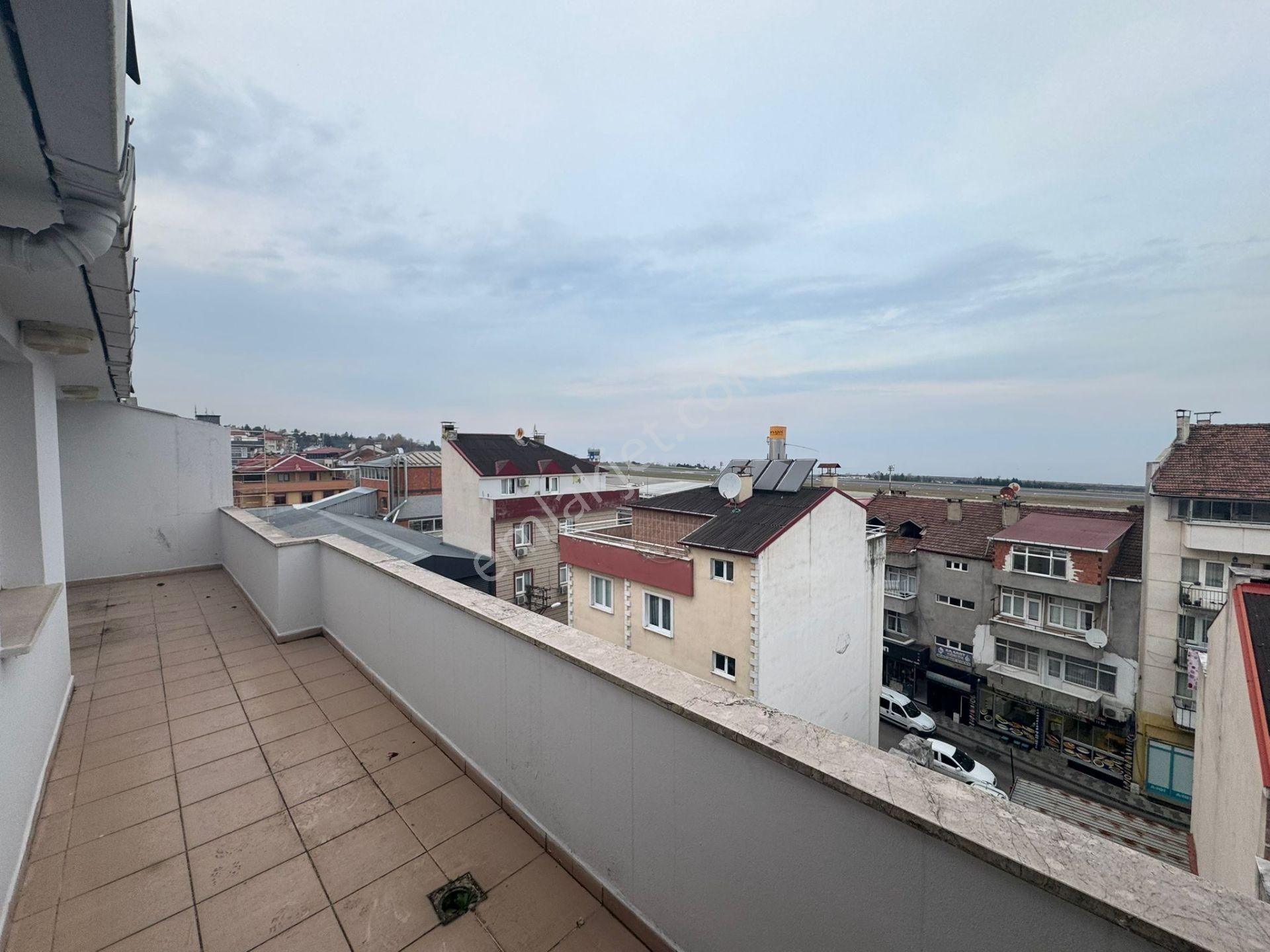 Trabzon'da Komple Kiralık Bina - Görsel 25