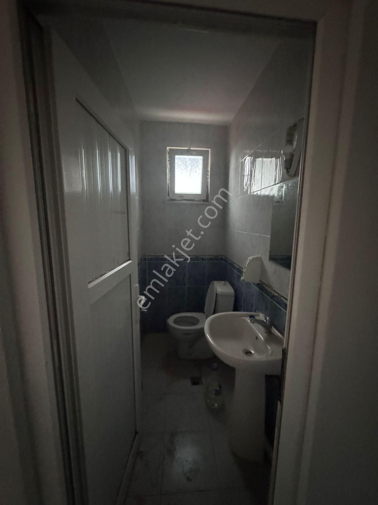 Trabzon'da Komple Kiralık Bina - Görsel 16