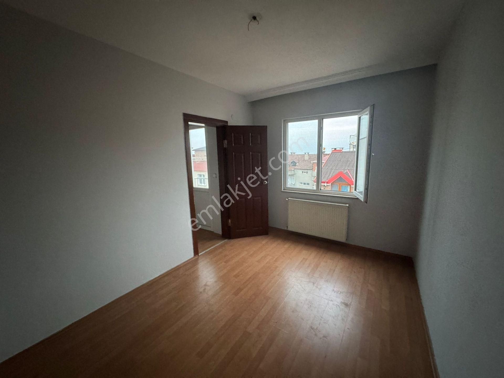 Trabzon'da Komple Kiralık Bina - Görsel 2