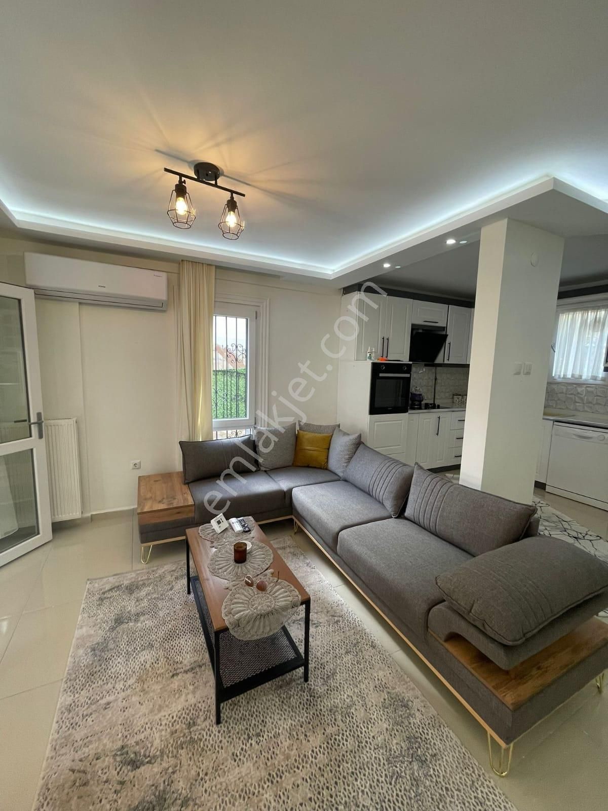 Kuşadası Kadınlar Denizi Havuzlu Sitede Full Yeni Tadilatlı Köşe Konum - Görsel 20