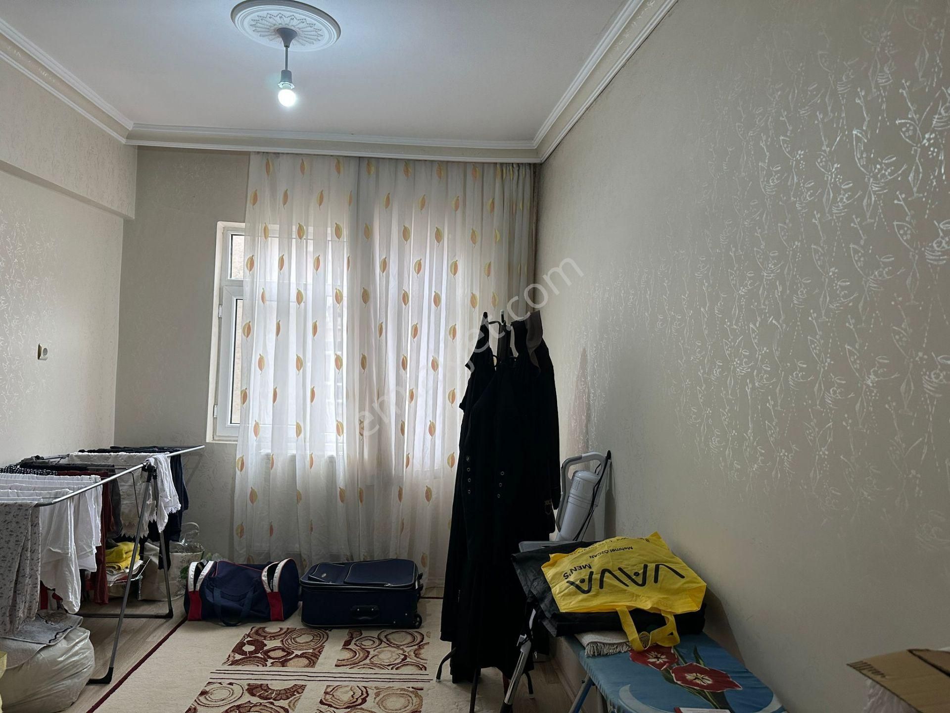 Çarşı Merkezde Satılık Full Yapılı Daire - Görsel 4