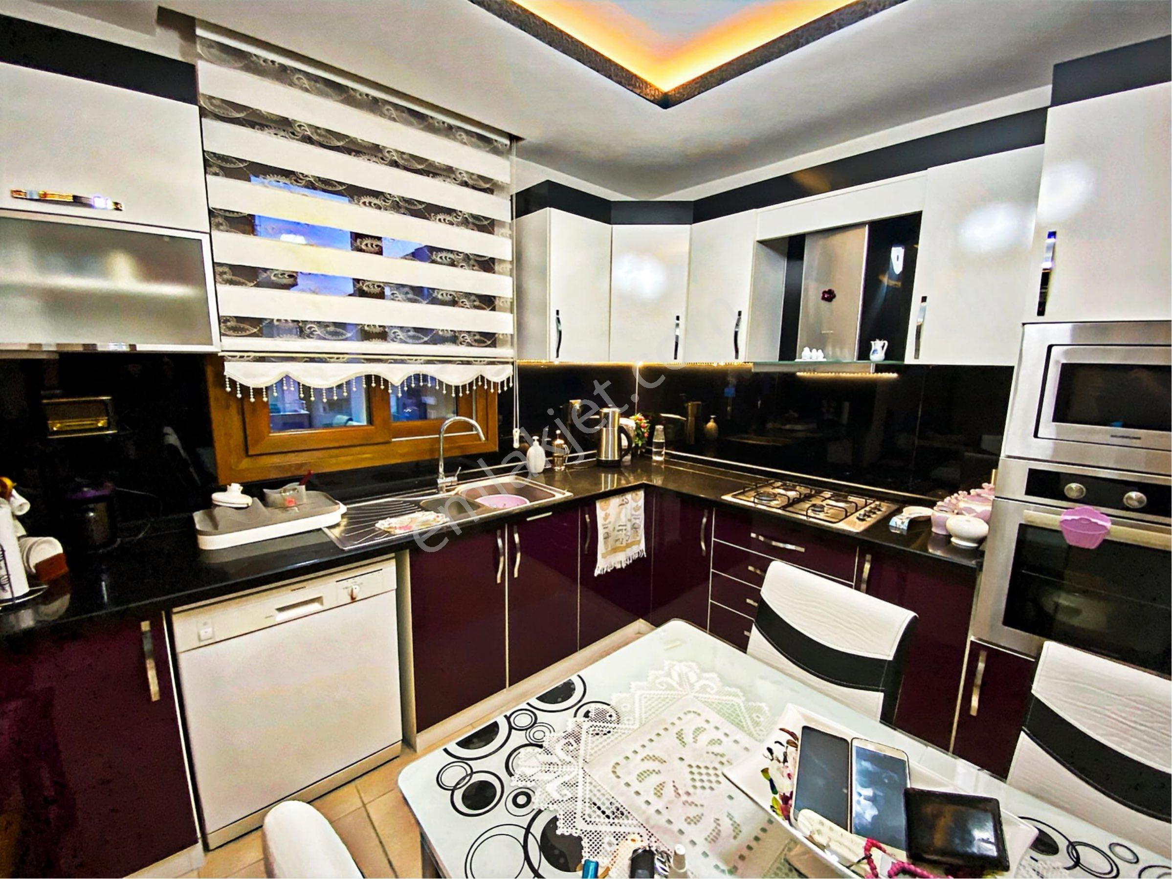 Dream Home’dan Kupon Daire Lüks’ 3+1 Havuzlu’ American Satılık Daire