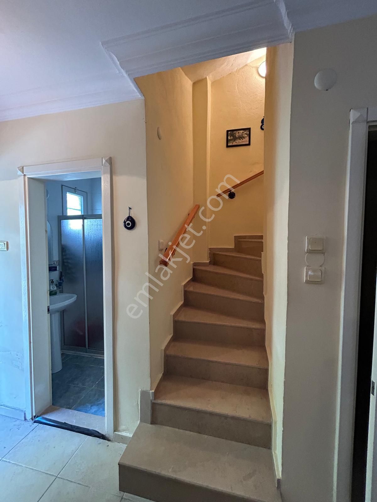 Kuşadası Kadınlar Denizi Olimpik Havuzlu Sitede 4+1 - Görsel 10