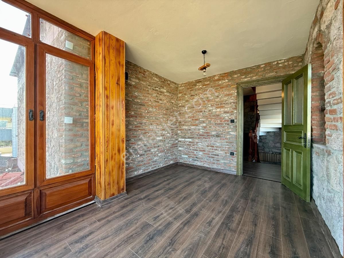 Gürede Satılık Özel Tasarım Müstakil Villa - Görsel 18