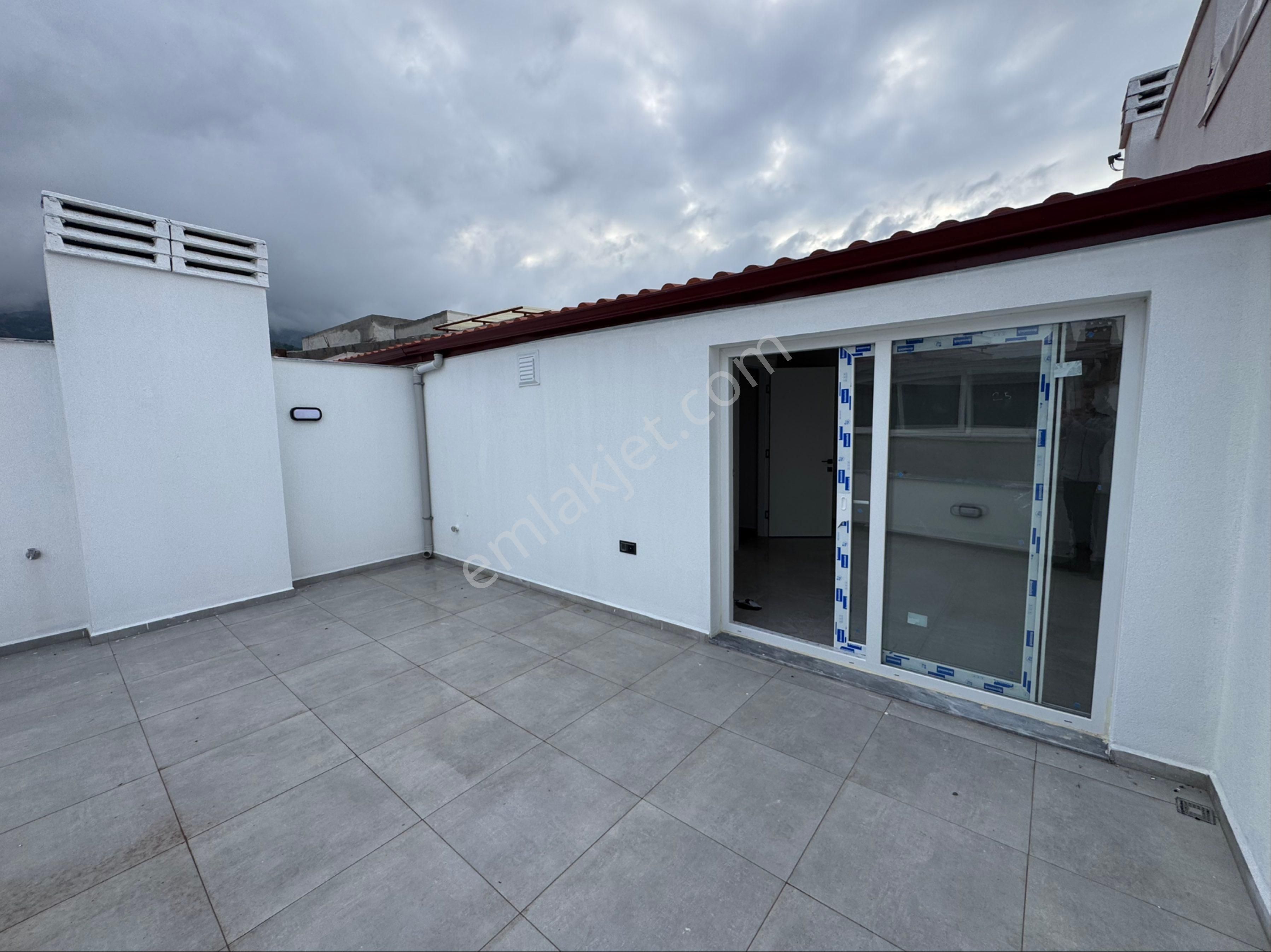 Kuşadası Güzelçamlı'da Satılık Sıfır Yapım Çatı Dubleks - Görsel 37