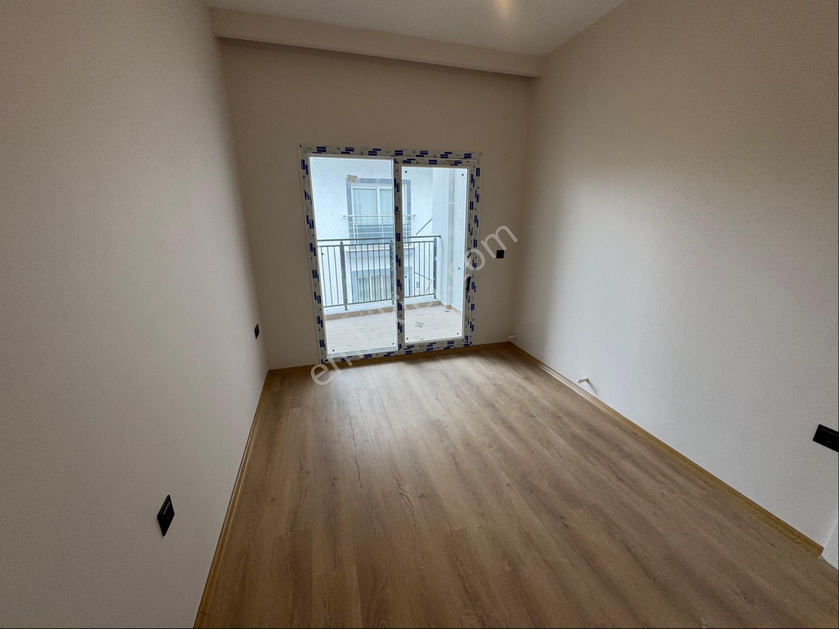 Kuşadası Güzelçamlı'da Satılık Sıfır Yapım Çatı Dubleks - Görsel 12