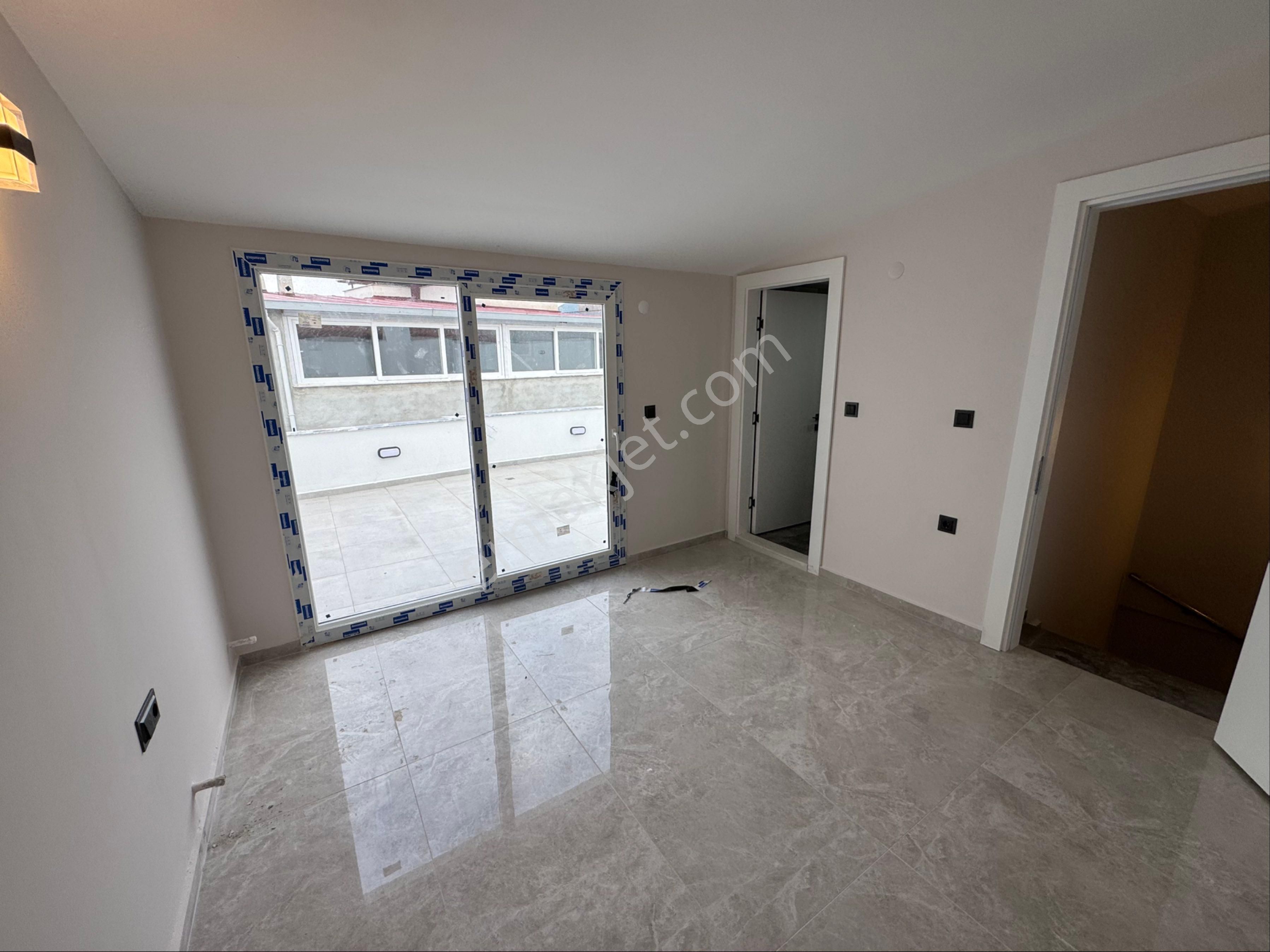 Kuşadası Güzelçamlı'da Satılık Sıfır Yapım Çatı Dubleks - Görsel 25