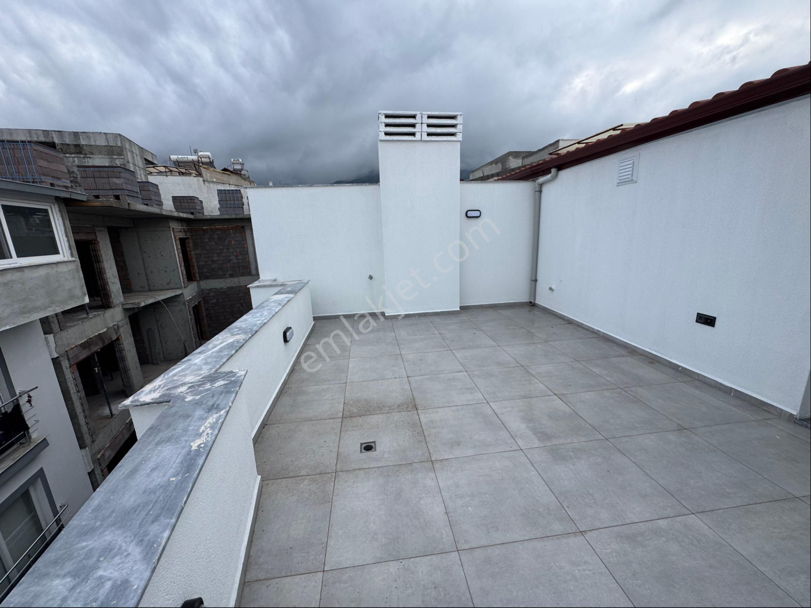 Kuşadası Güzelçamlı'da Satılık Sıfır Yapım Çatı Dubleks - Görsel 35