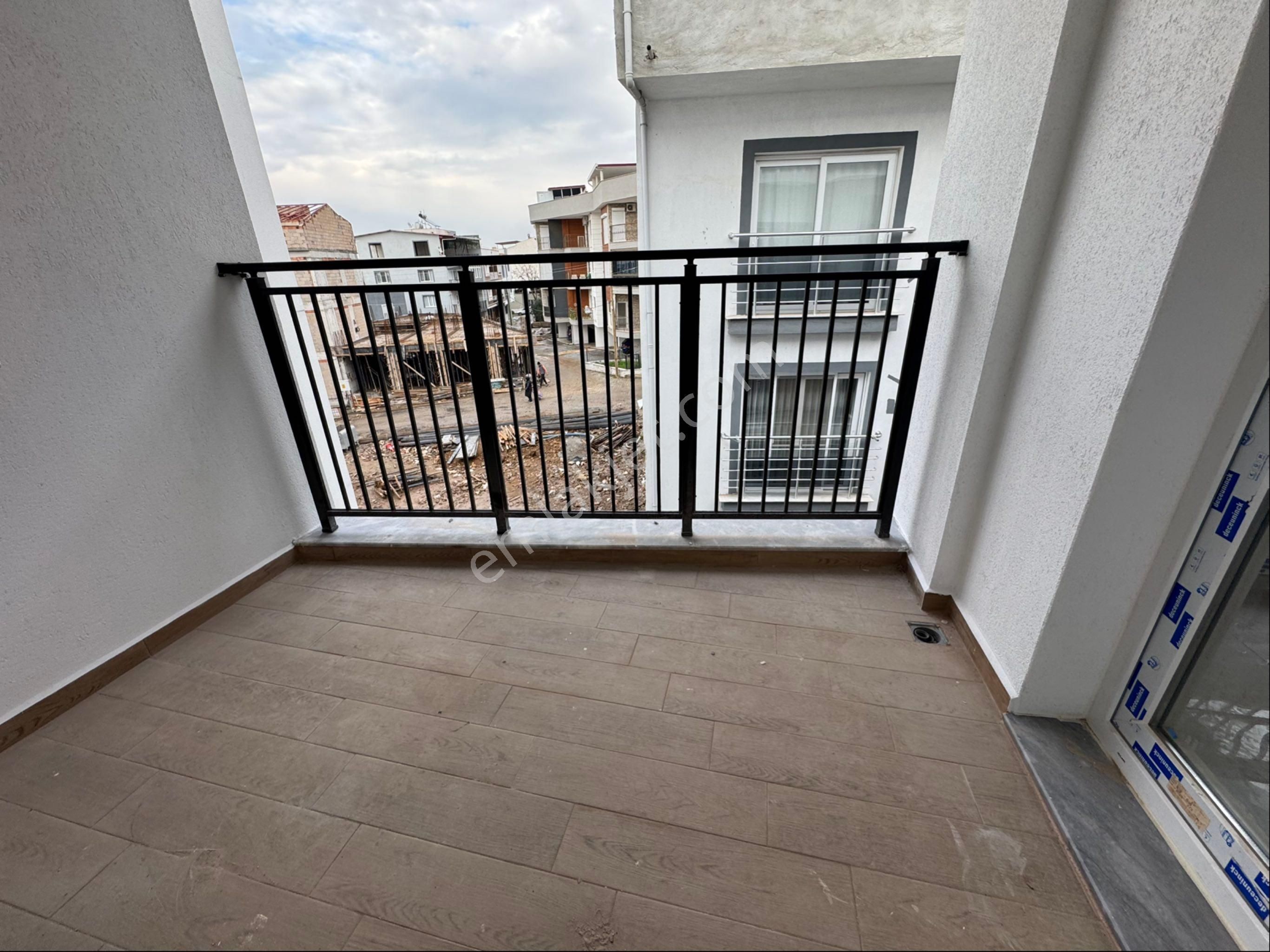 Kuşadası Güzelçamlı'da Satılık Sıfır Yapım Çatı Dubleks - Görsel 14