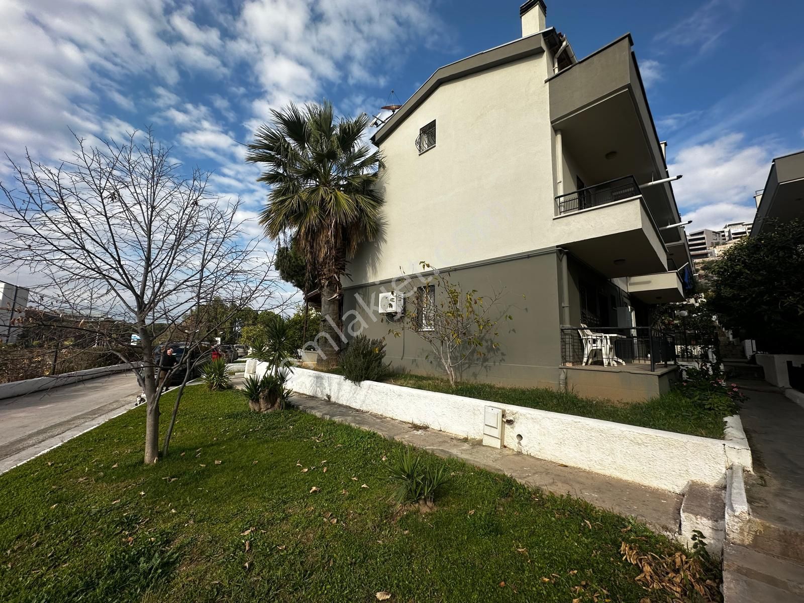 Kuşadası Yavansuda Havuzlu Site Denize 300 Mt Mesafede Köşe Konum - Görsel 4