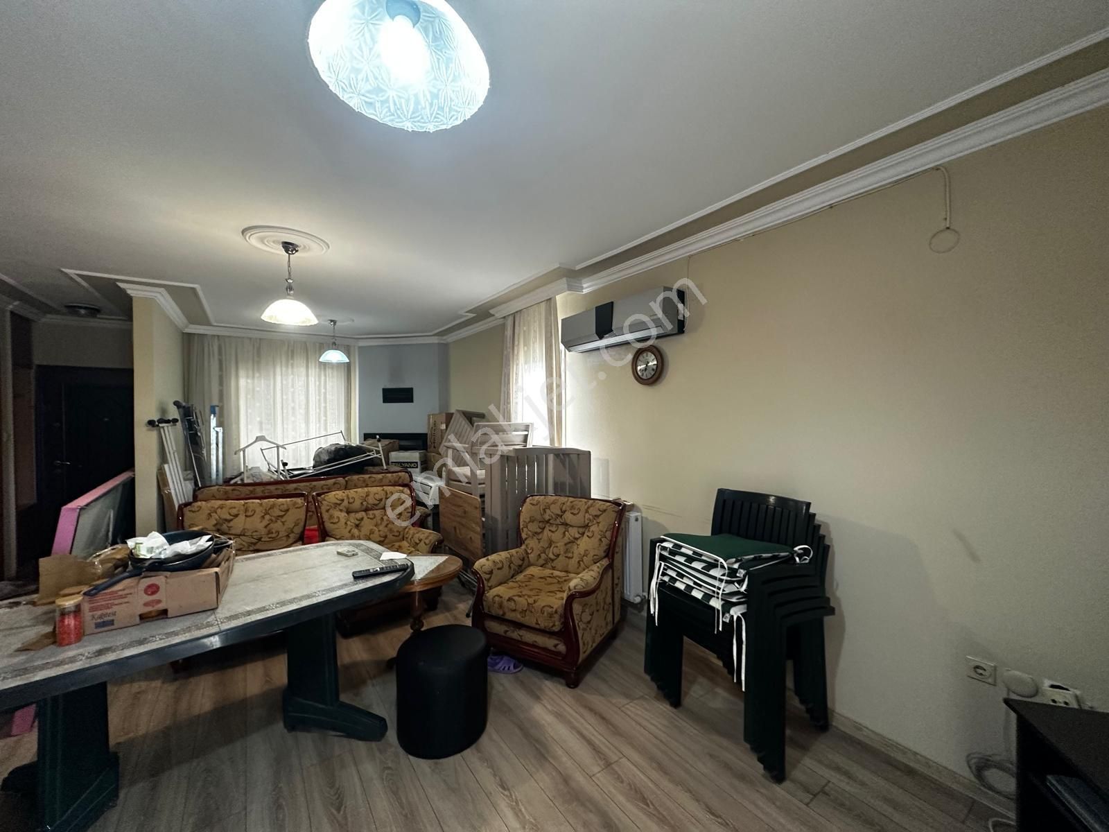 Kuşadası Yavansuda Havuzlu Site Denize 300 Mt Mesafede Köşe Konum - Görsel 17