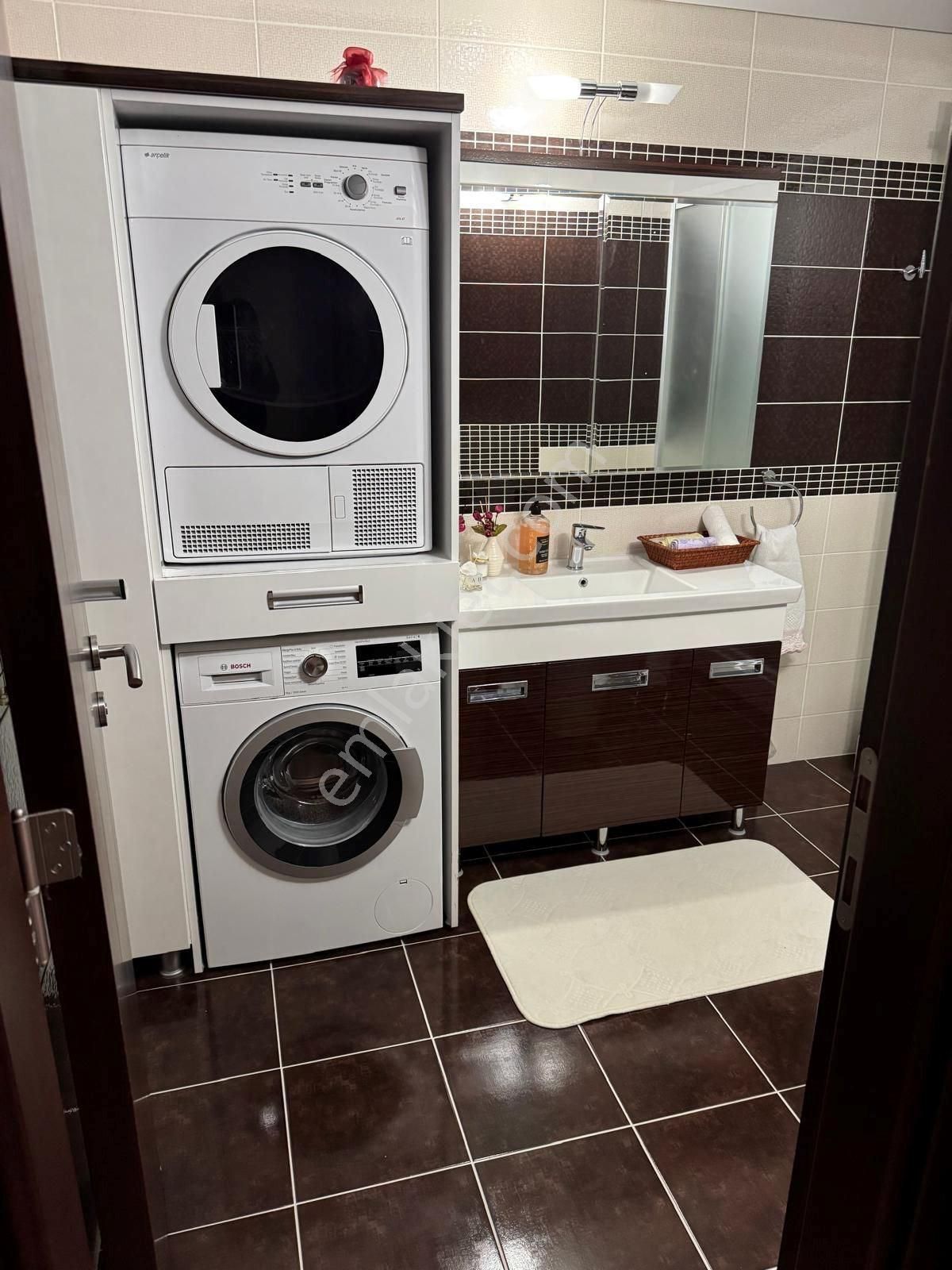 Lalepark'ta Arakat Bakımlı Satılık Daire - Görsel 7