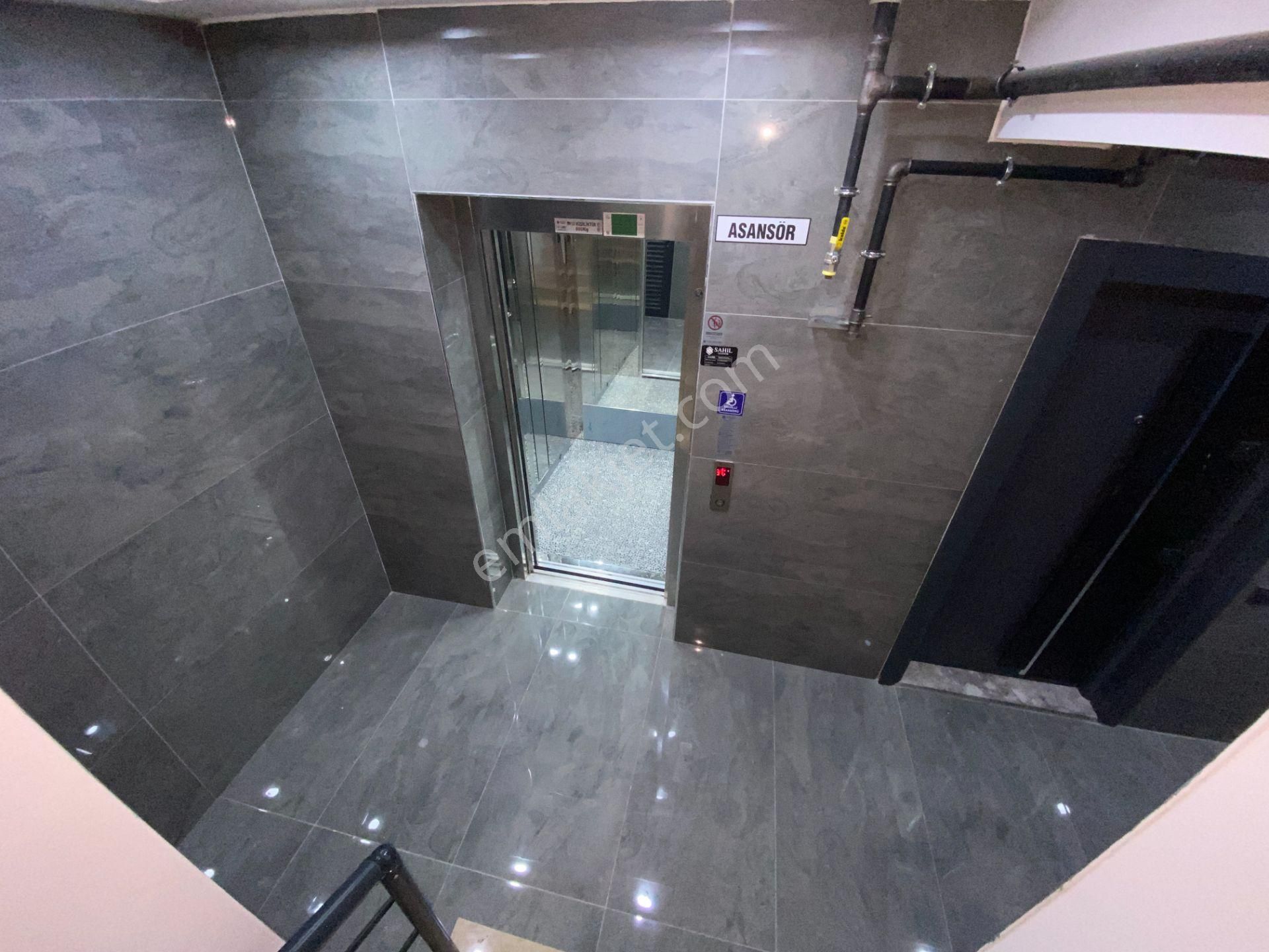 Çallı Emniyet Arkası Arakat Ebeveyn Banyolu Sıfır Lüks 2+1 - Görsel 33