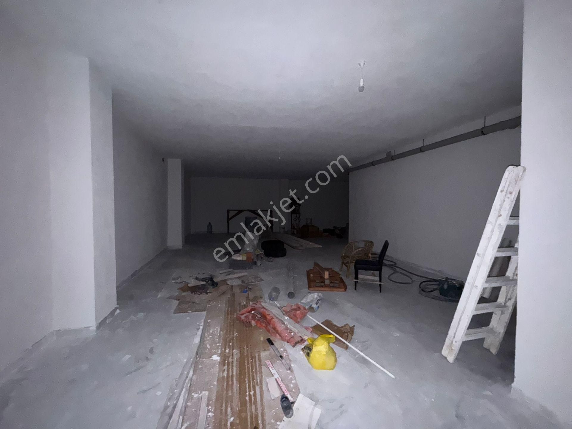 Beylikdüzü Yakuplu Da 180m2 Sıfır Köşe Dükkan Metrobüse 10 Dk - Görsel 17