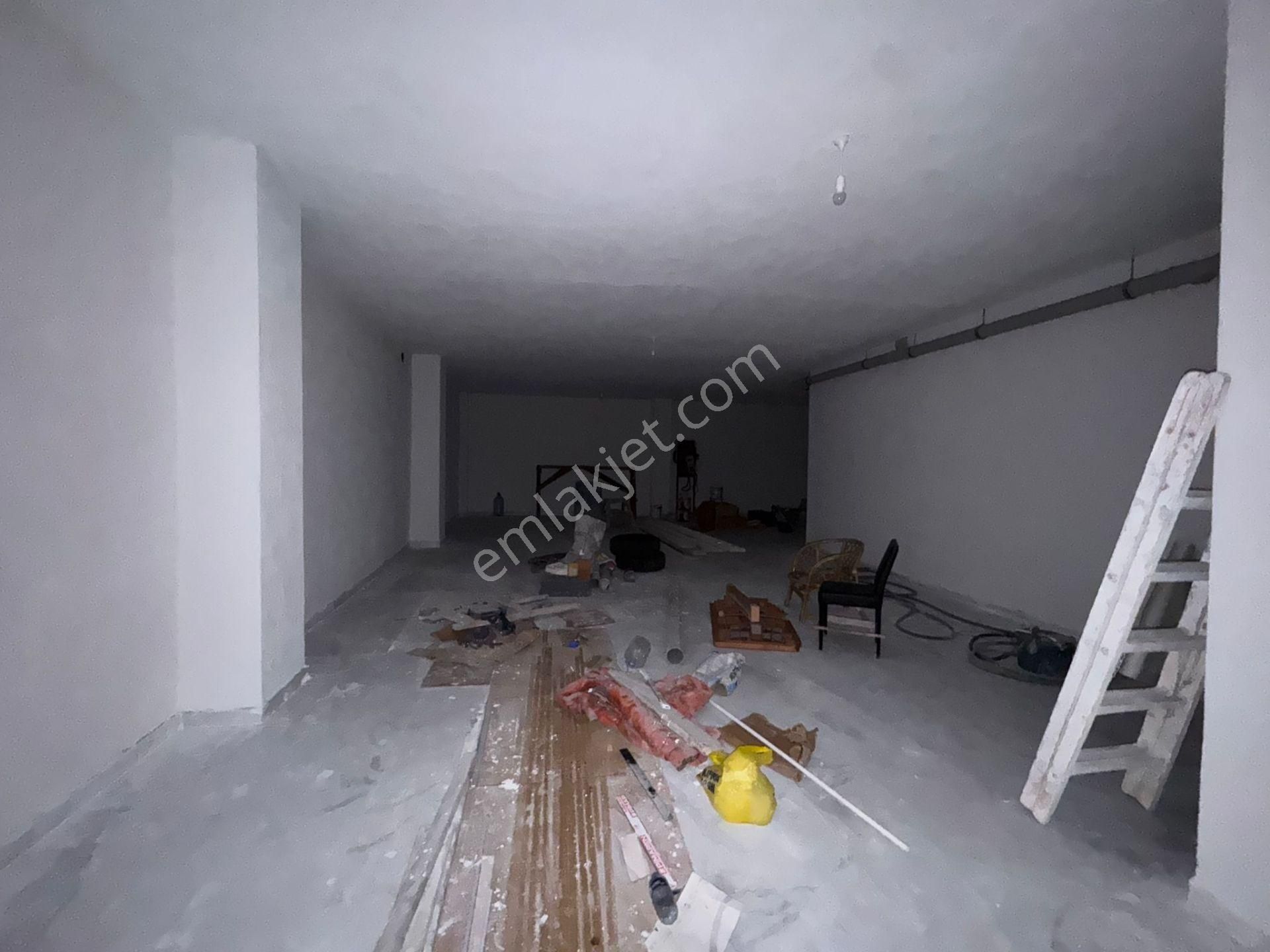 Beylikdüzü Yakuplu Da 180m2 Sıfır Köşe Dükkan Metrobüse 10 Dk - Görsel 16