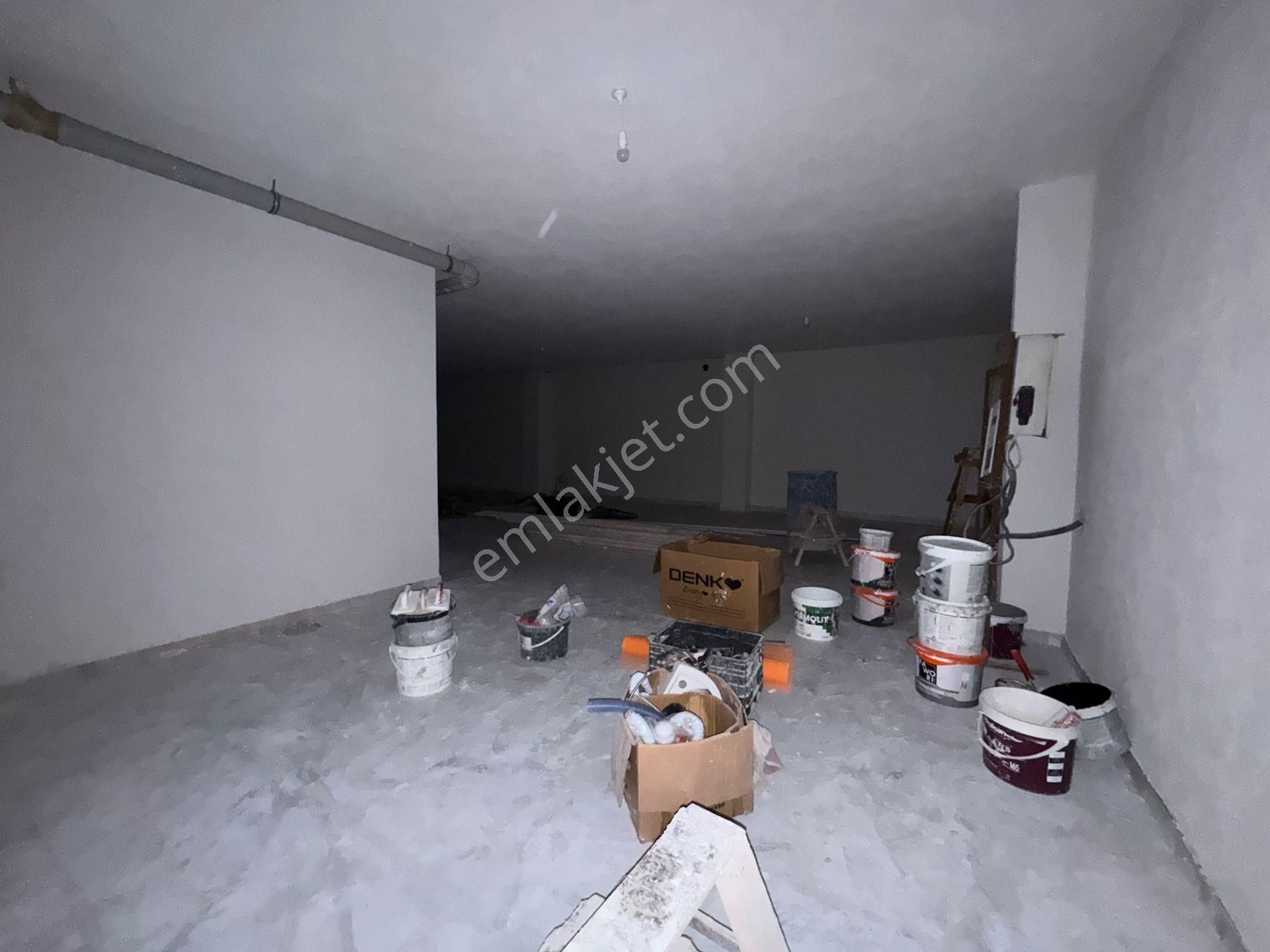 Beylikdüzü Yakuplu Da 180m2 Sıfır Köşe Dükkan Metrobüse 10 Dk - Görsel 13