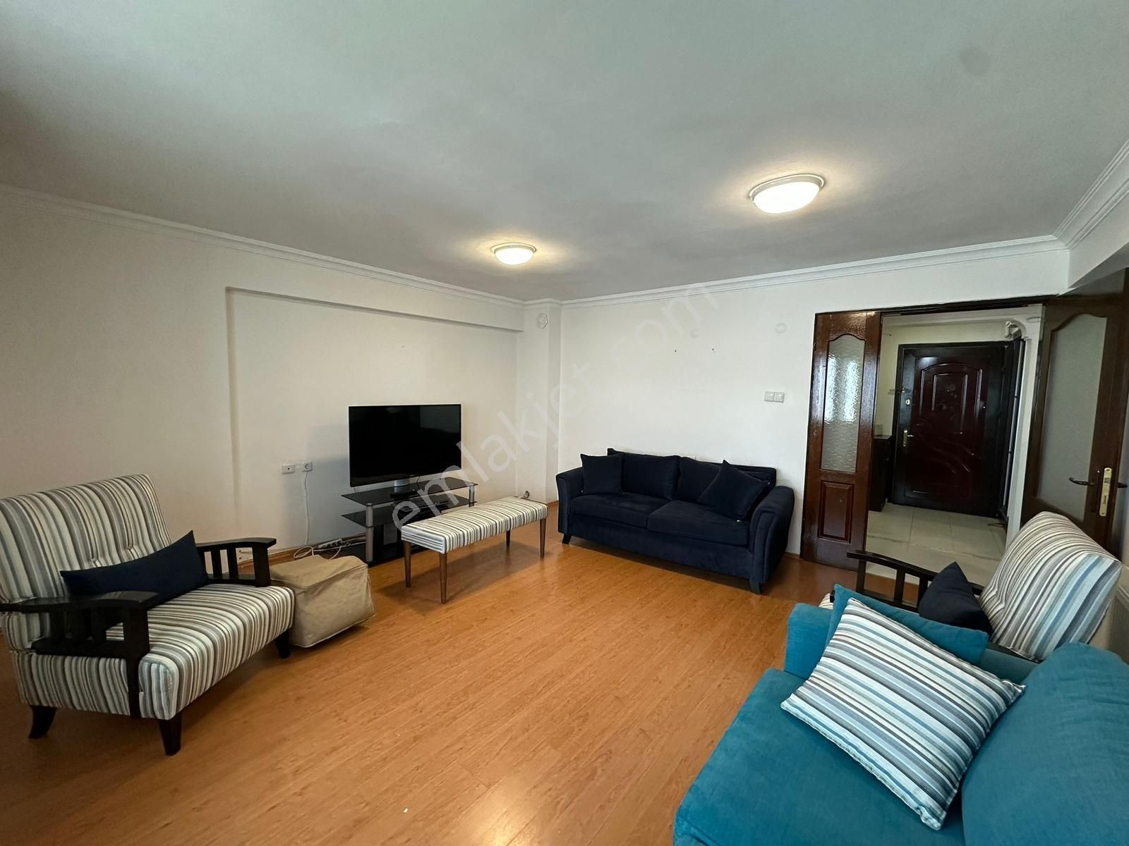 Ulukent Merter Sitesinde Şehir Manzaralı 3+1 Daire - Görsel 2