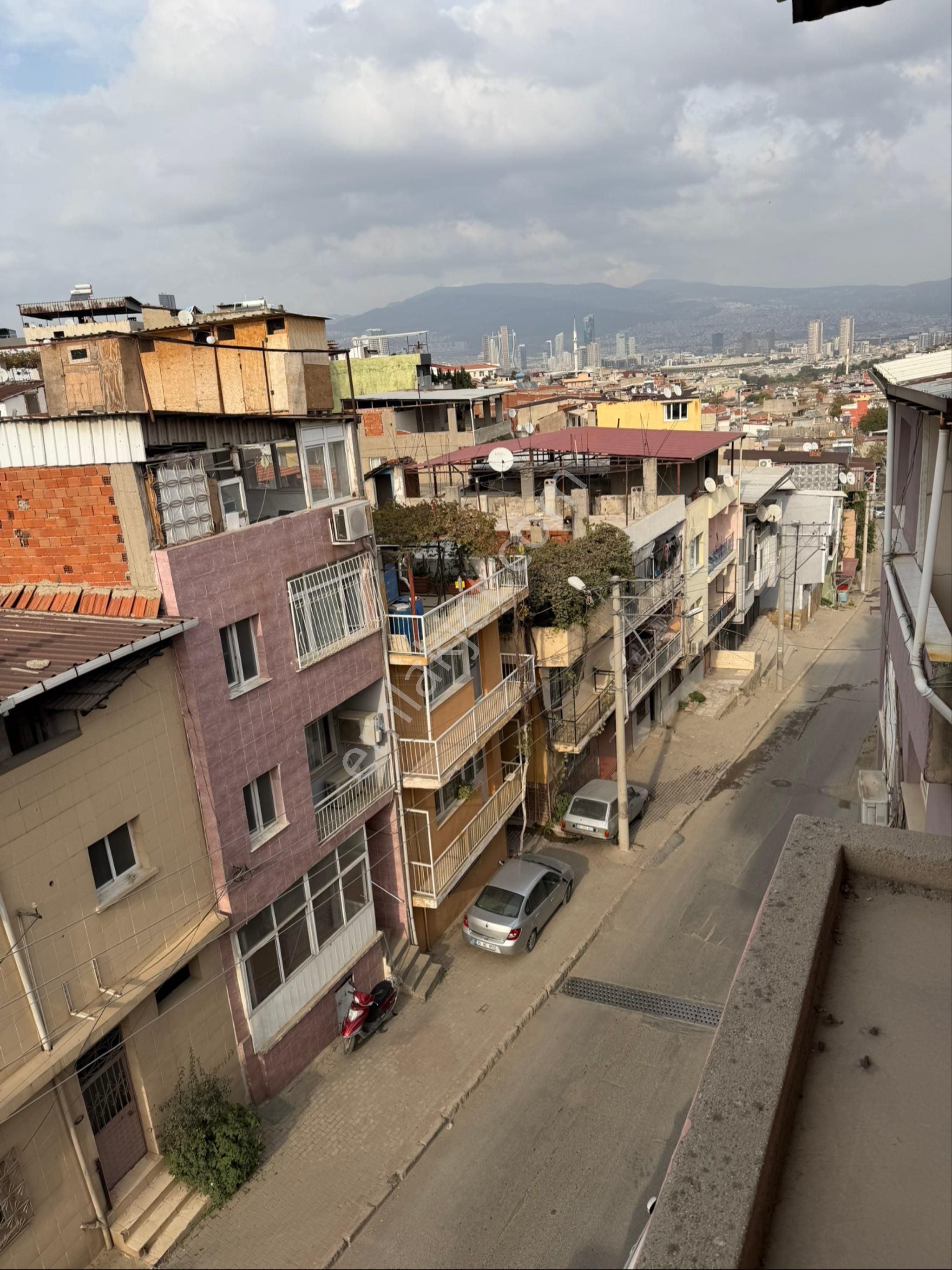 İzmir Konak Gültepe Mah.de 3 Katlı Satılık Müstakil Bina - Görsel 24