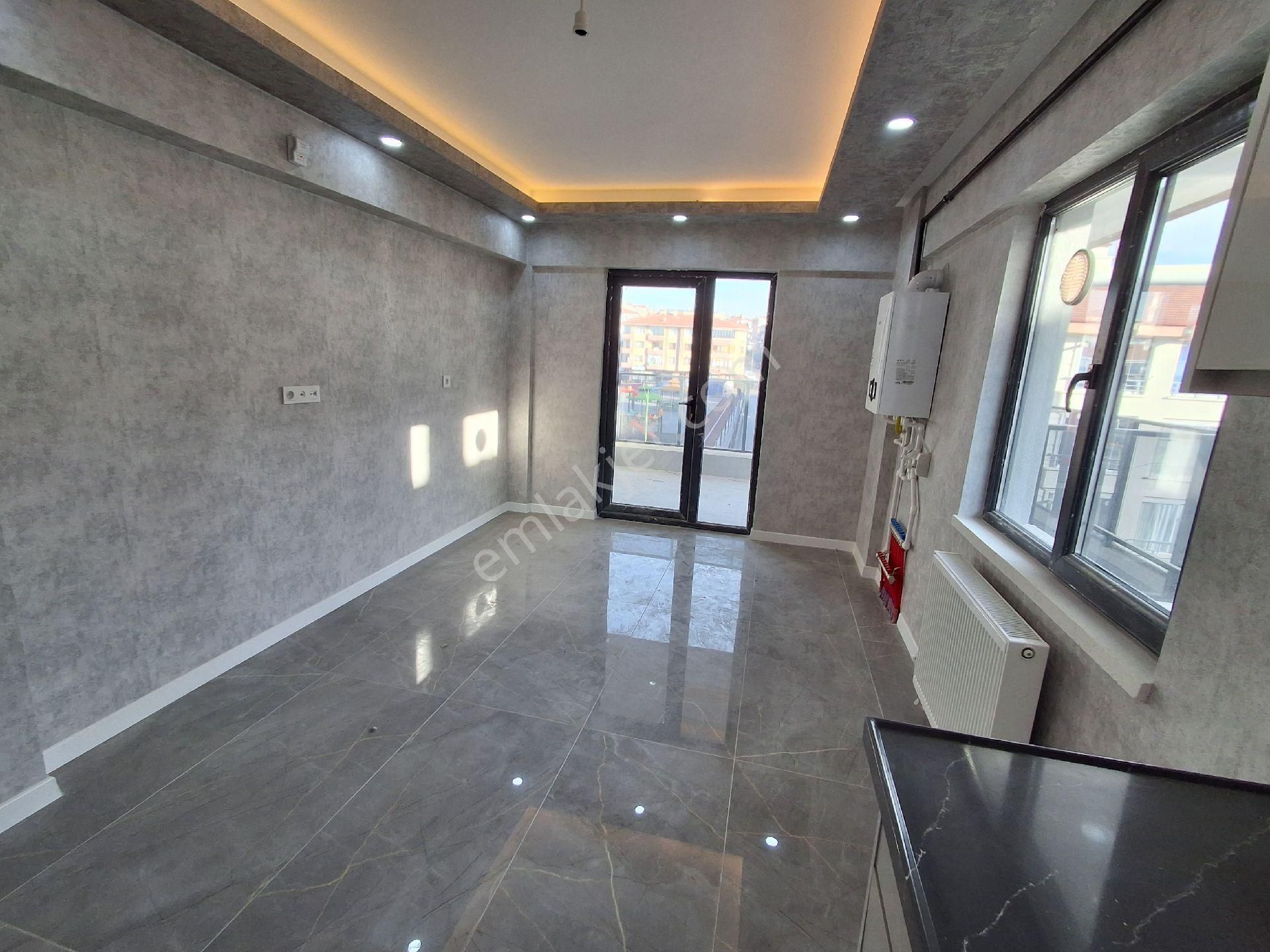 H.gazi Göbekte Ultra Lüxk Daireler 2.3.katlarda.ç.banyo 2.500.00tl Kadar Kredi İmkanı Var - Görsel 10