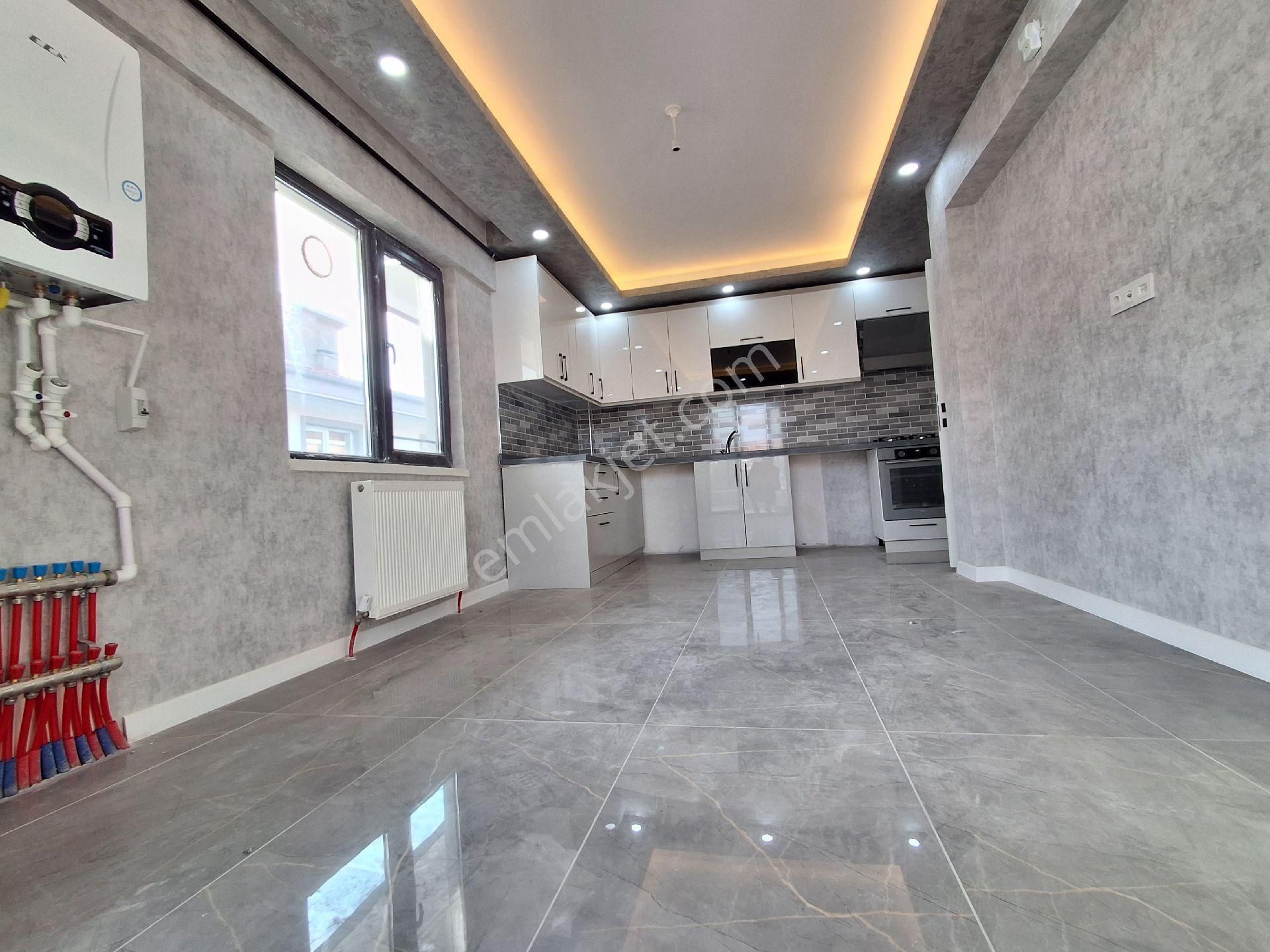 H.gazi Göbekte Ultra Lüxk Daireler 2.3.katlarda.ç.banyo 2.500.00tl Kadar Kredi İmkanı Var - Görsel 5